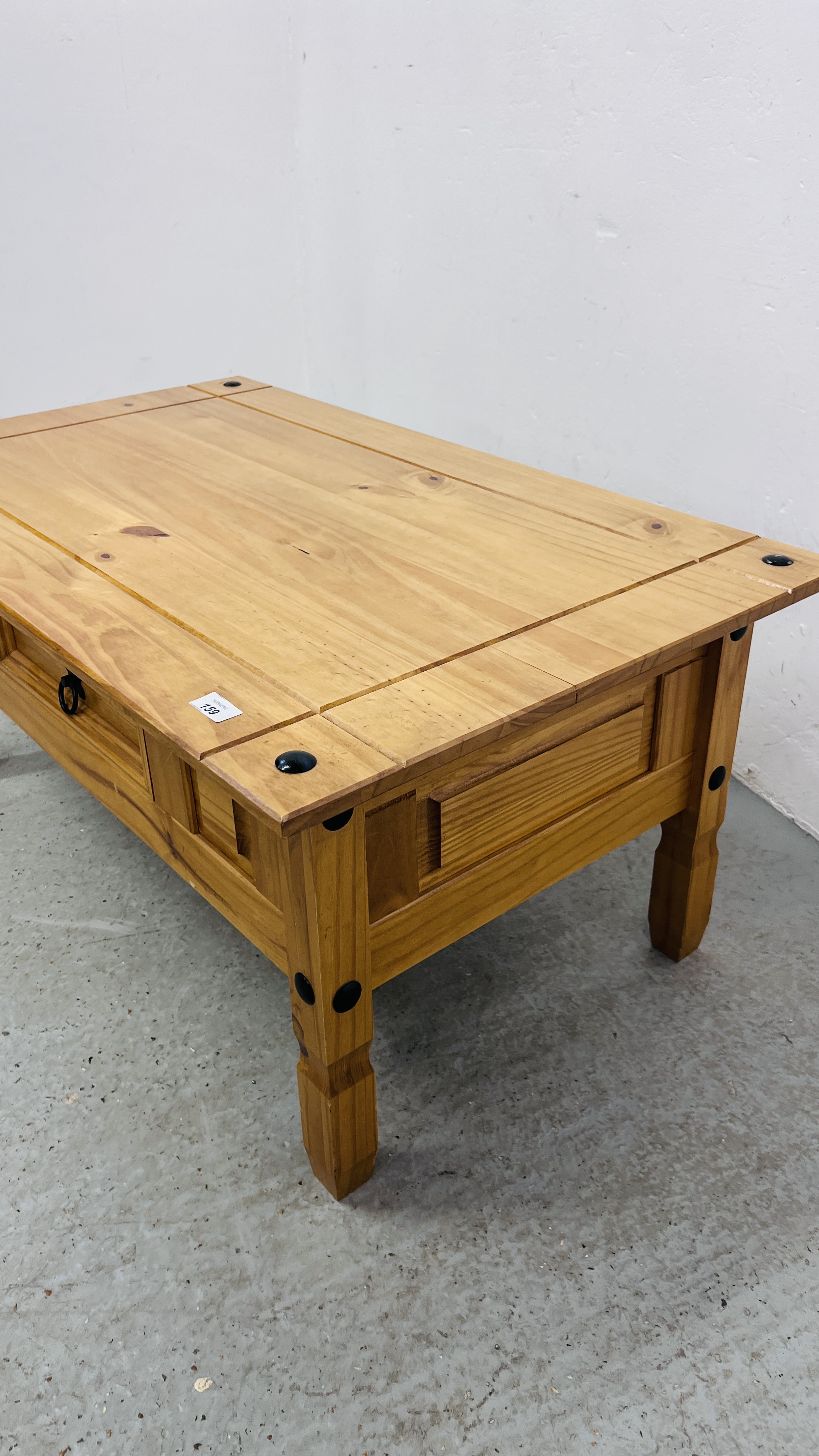 A MEXICAN PINE COFFEE TABLE WITH DRAWER W 101CM, D 61CM, H 45CM. - Image 6 of 6