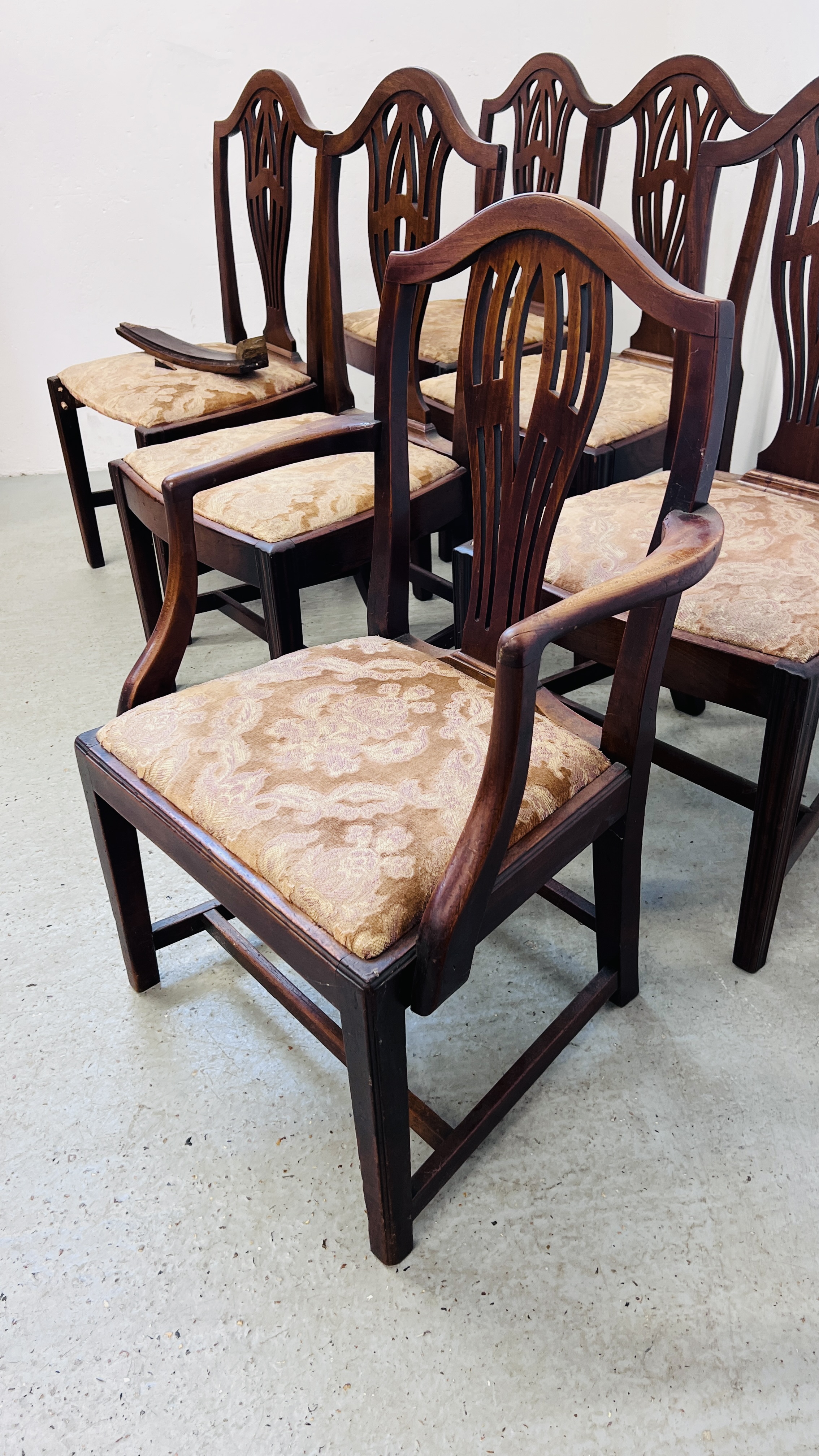 SIX GEORGE III MAHOGANY DINING CHAIRS IN HEPPLEWHITE STYLE (FIVE + ONE), - Image 3 of 10