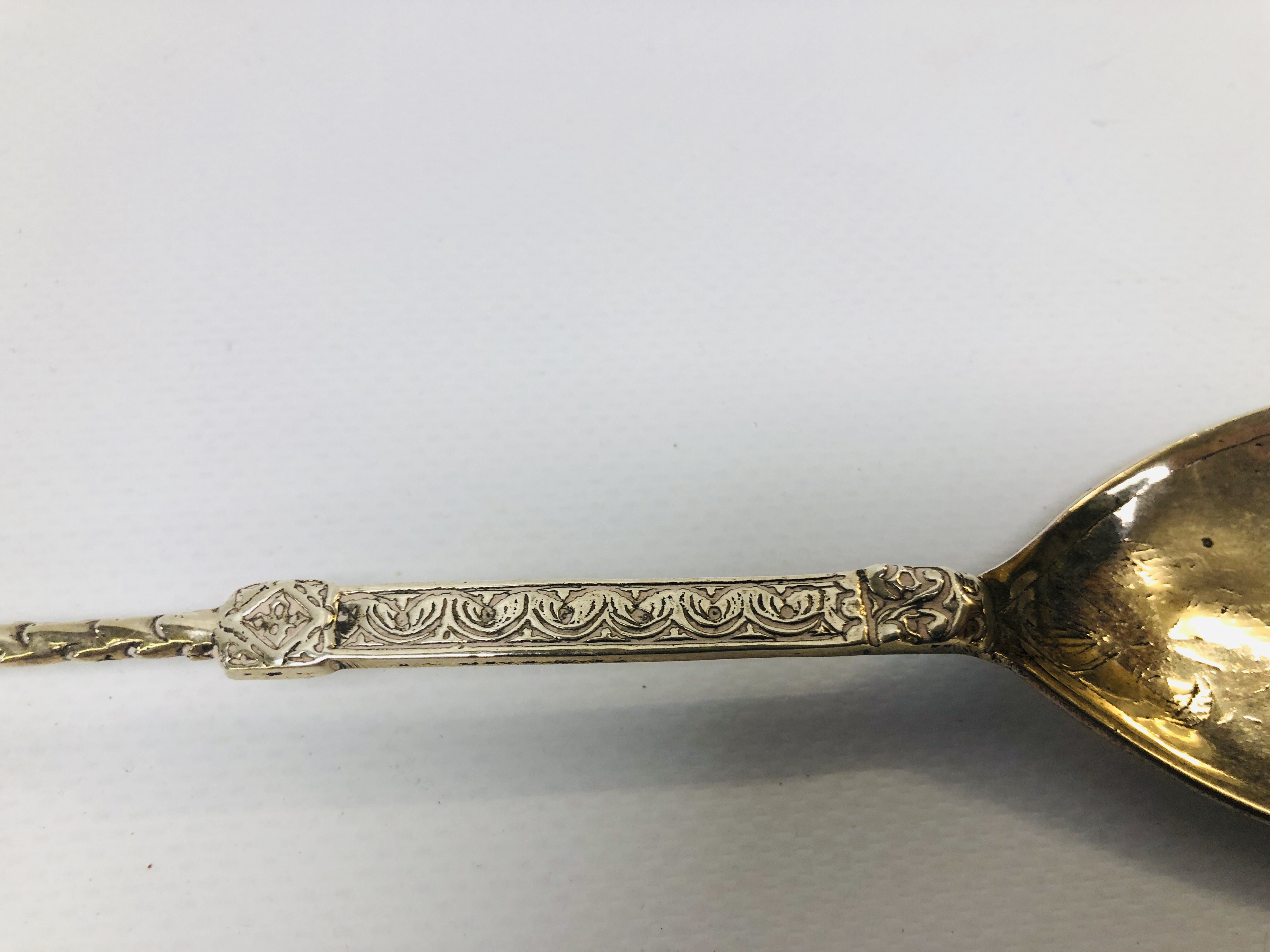 AN EDINBURGH SILVER SPOON WITH CELTIC DESIGN. - Image 3 of 9