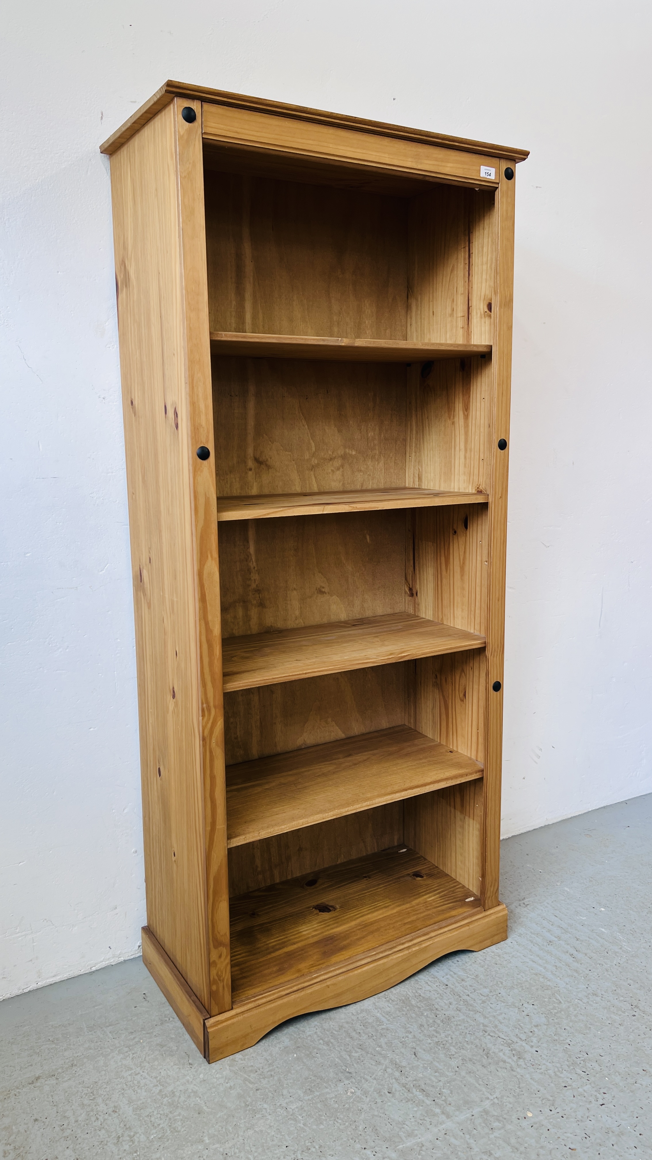 A MEXICAN PINE FULL HEIGHT BOOKSHELF W 81CM, D 40CM, H 184CM. - Image 5 of 9