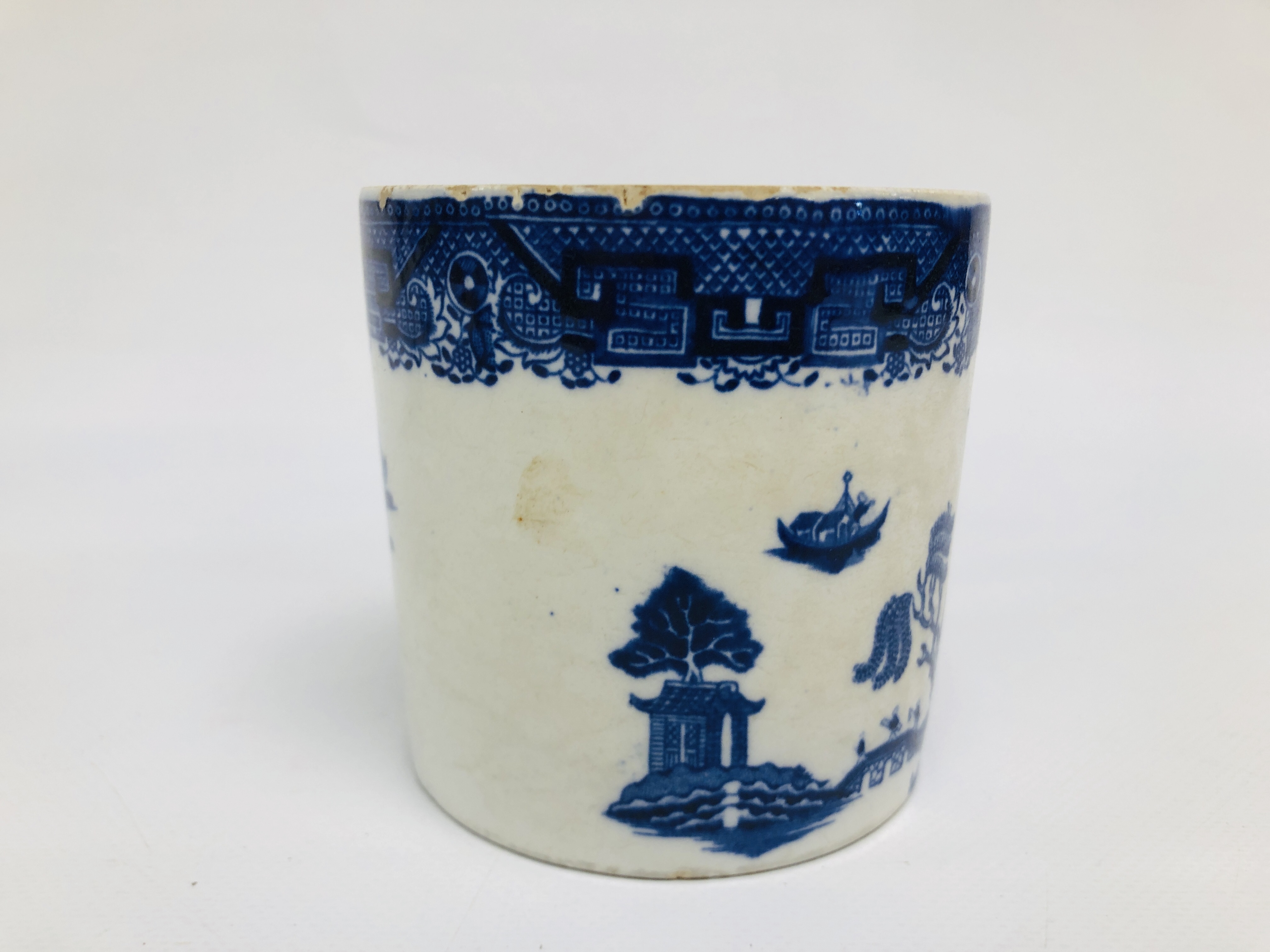 A WORCESTER BLUE AND WHITE TANKARD, - Image 2 of 20