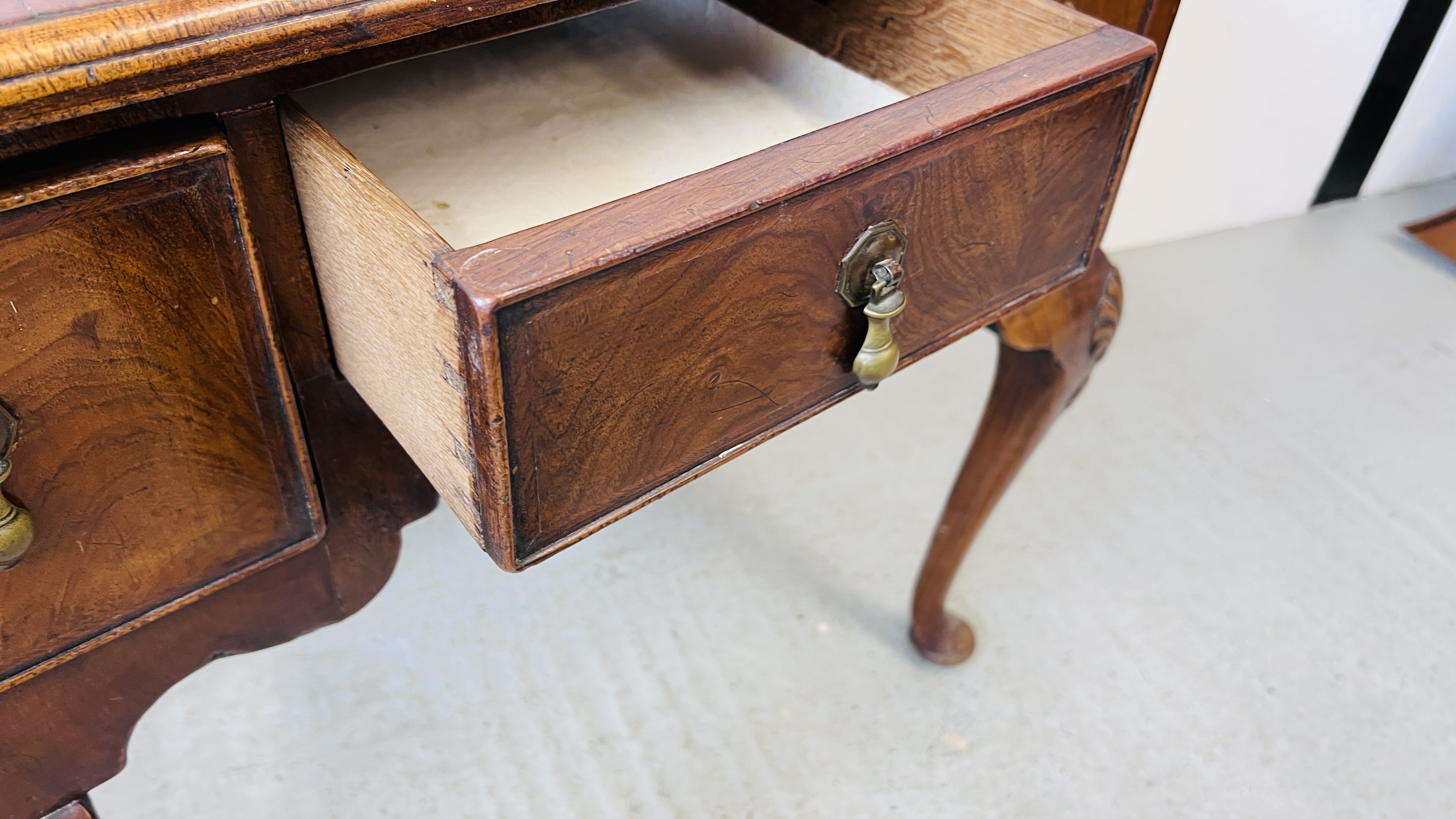 A WALNUT THREE DRAWER LOWBOY ON CABRIOLE LEGS, C18th AND LATTER, 77CM. - Image 10 of 10