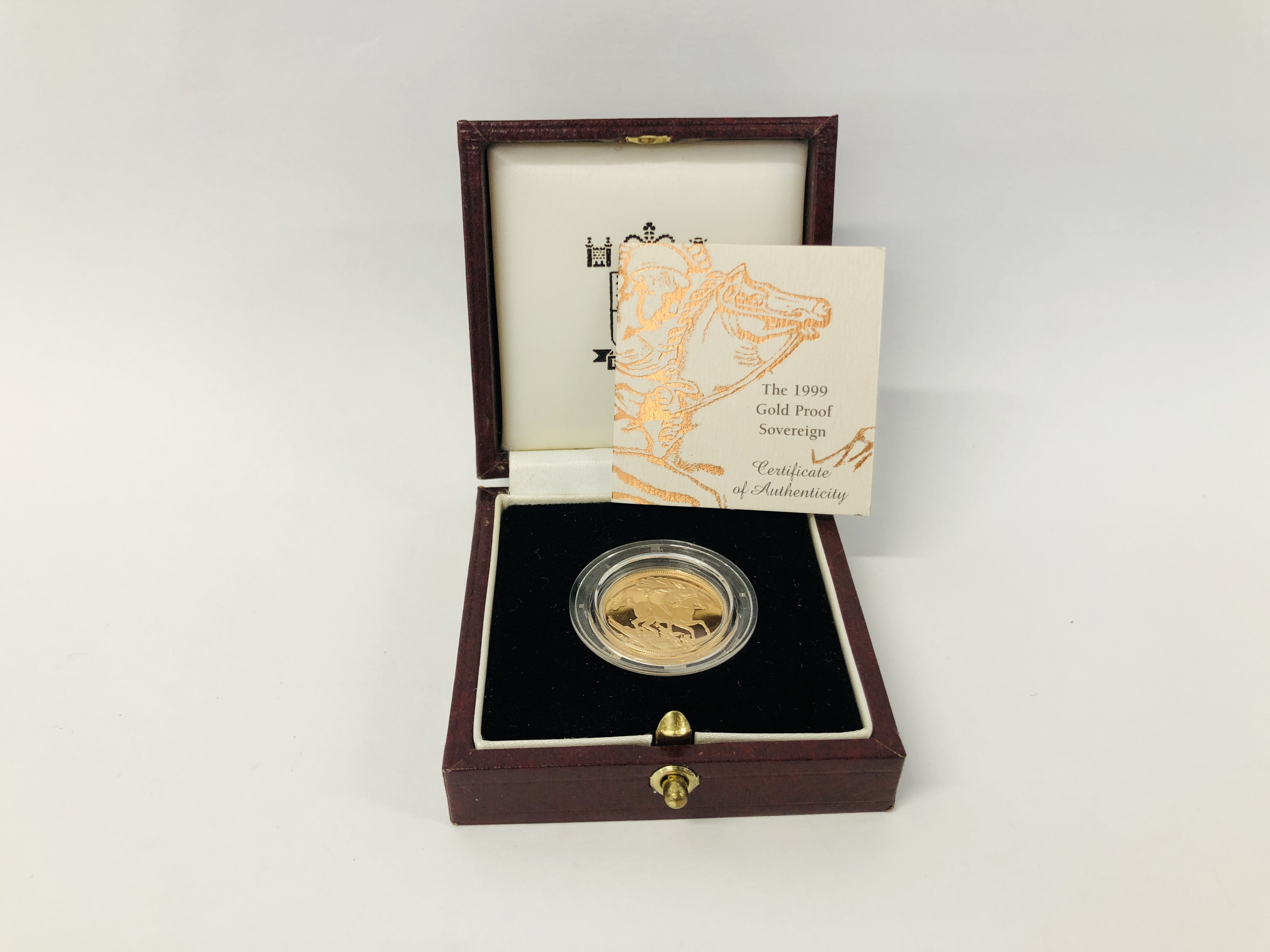 1999 GOLD PROOF SOVEREIGN IN PRESENTATION BOX WITH LTD EDITION CERTIFICATE OF AUTHENTICITY.