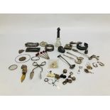 BOX OF COLLECTIBLES TO INCLUDE SILVER AND WHITE METAL BUCKLES,