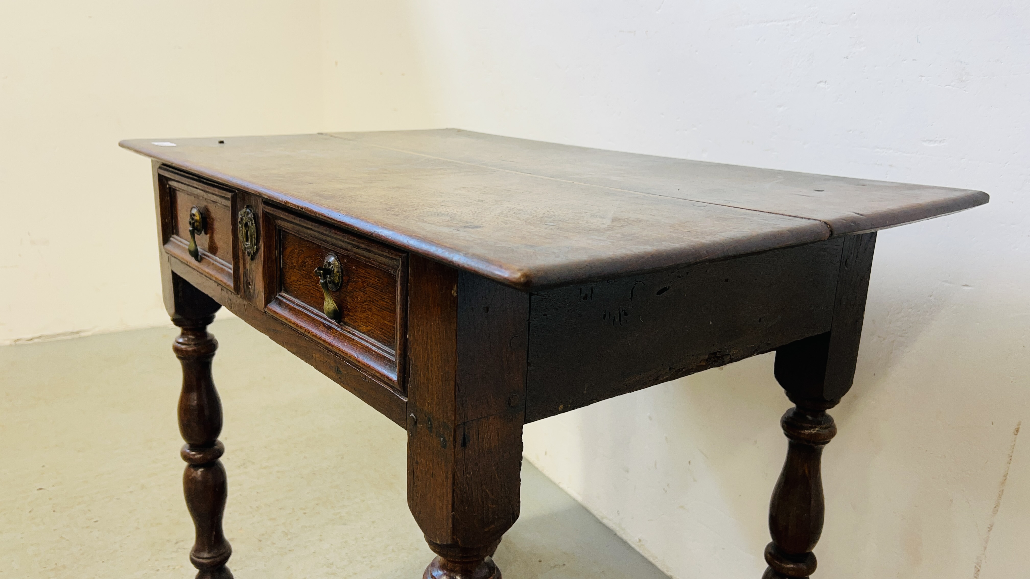 A LATE C17th OAK SINGLE DRAWER SIDE TABLE WITH A WAVY X STRETCHER, W 88CM. - Image 3 of 15