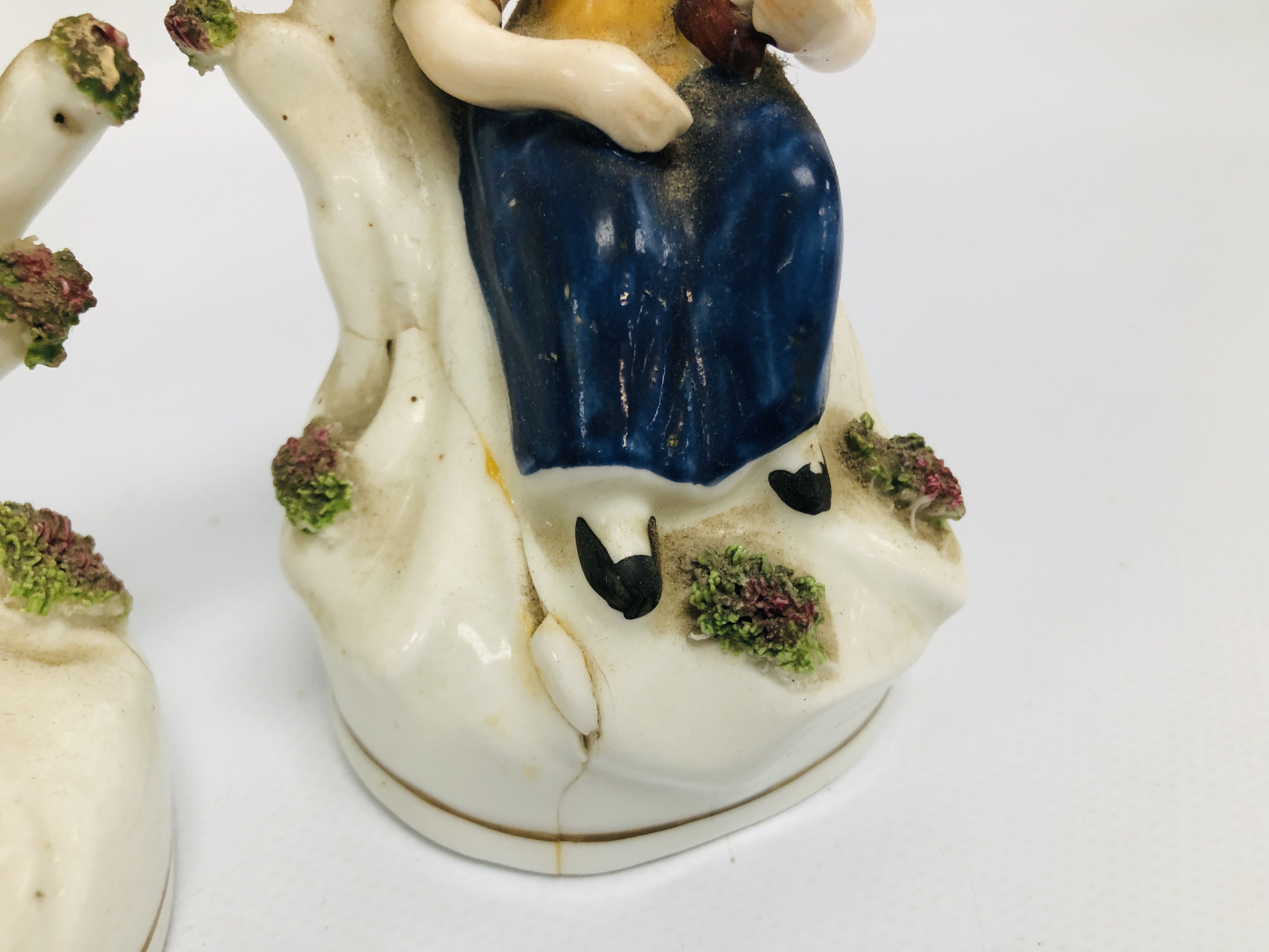 COLLECTION OF STAFFORDSHIRE TO INCLUDE A PAIR OF PORCELAIN MUSICIANS H 12CM A/F, - Image 12 of 23