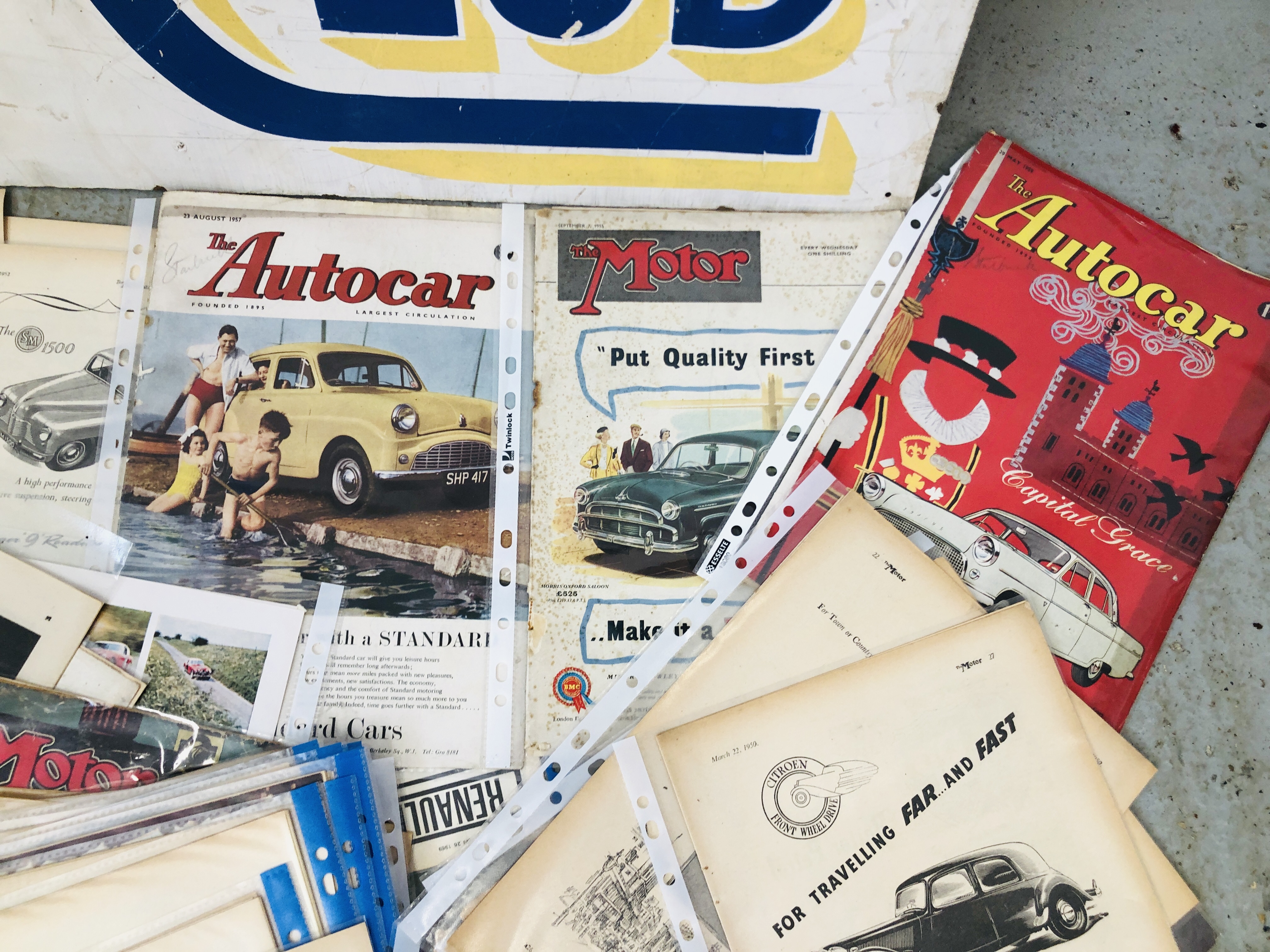 A "THE VINTAGE WOODEN SIGN" ALONG WITH VINTAGE AUTO CAR ADVERT. - Image 2 of 3