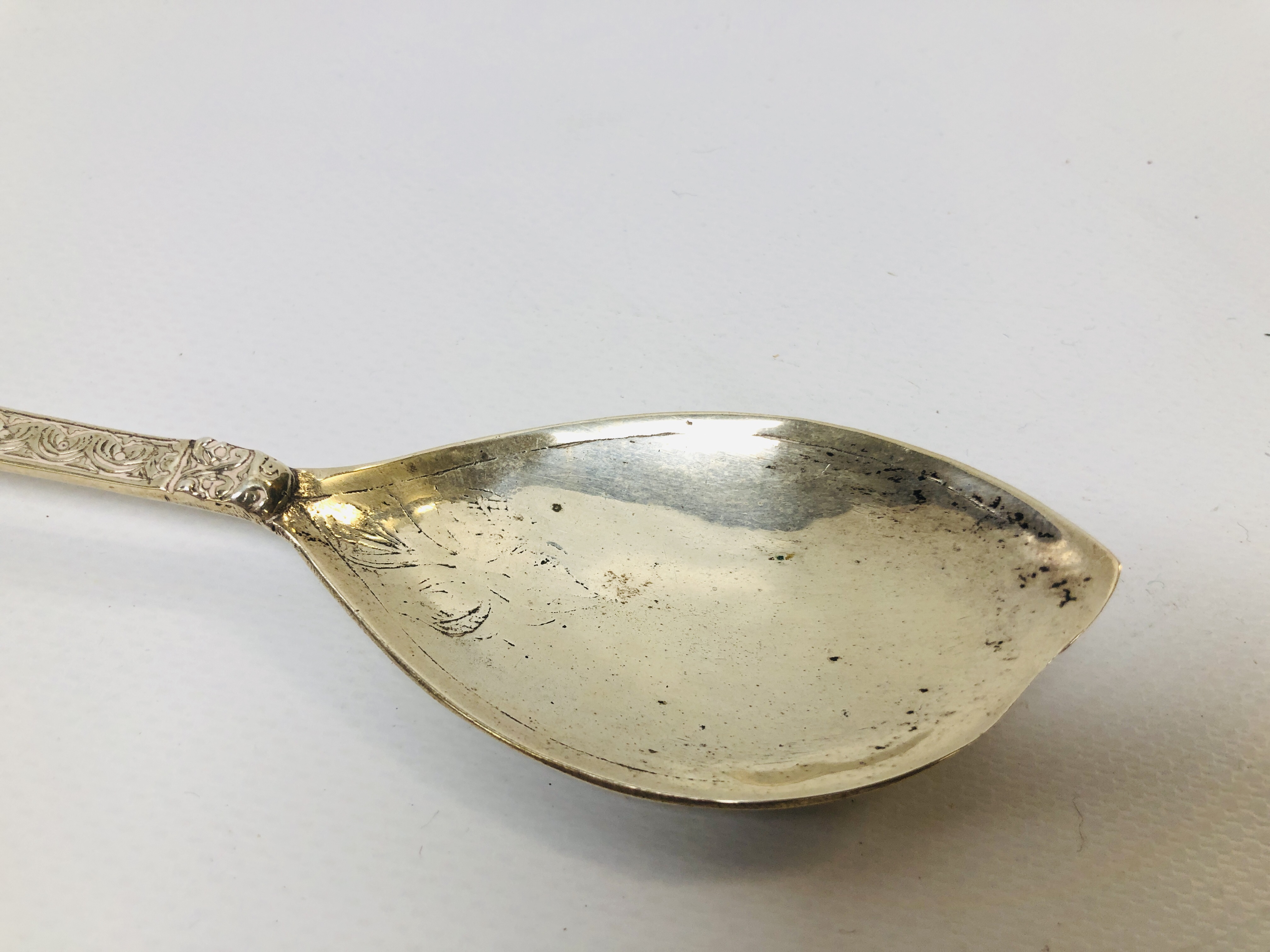 AN EDINBURGH SILVER SPOON WITH CELTIC DESIGN. - Image 2 of 9