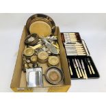 BOX OF MIXED PLATED WARE TO INCLUDE LOOSE CUTLERY, BOXED CUTLERY, CHEESEBOARD,