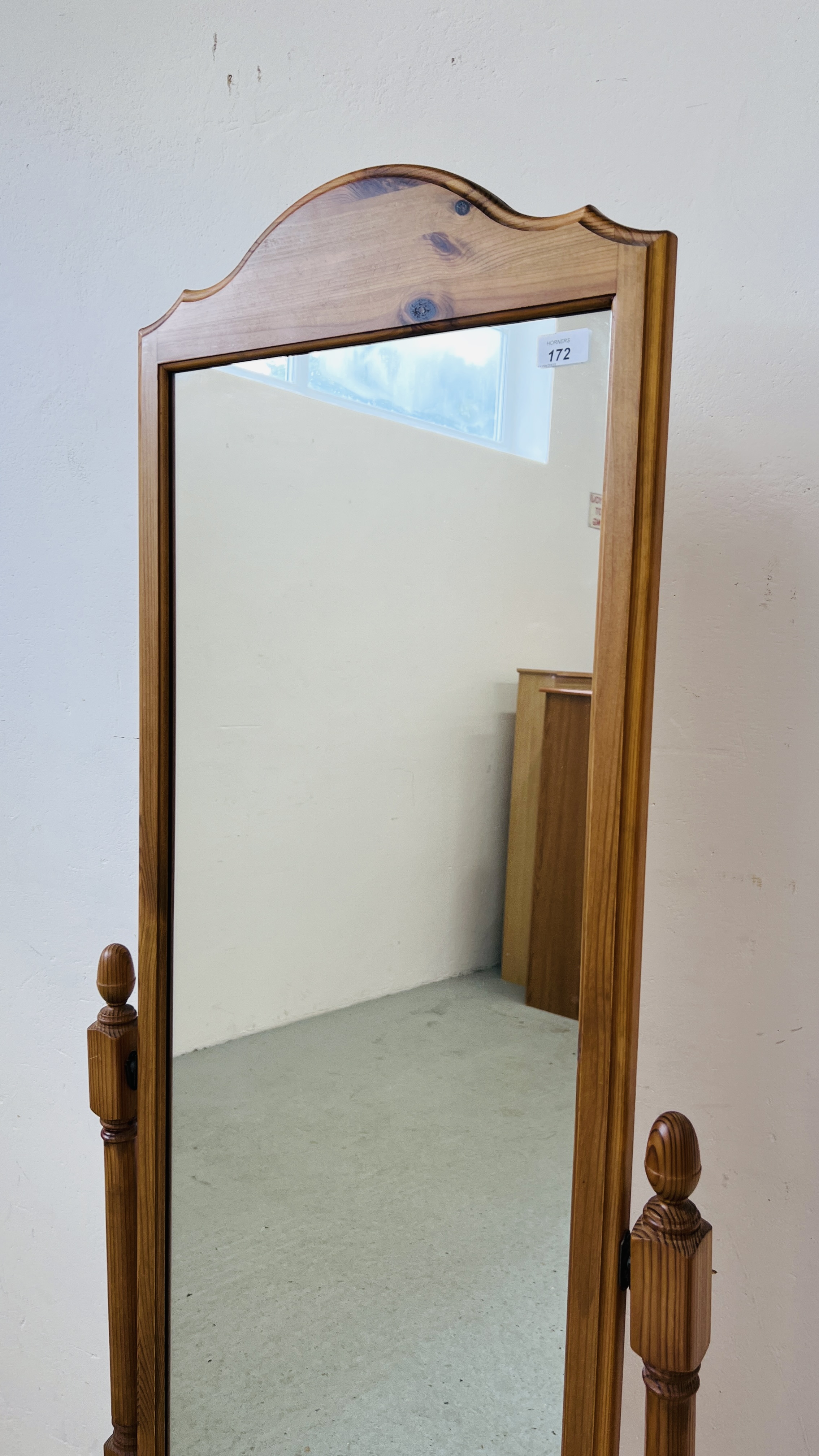 A GOOD QUALITY HONEY PINE FRAMED CHEVAL MIRROR HEIGHT 165CM. WIDTH 60CM. - Image 2 of 3