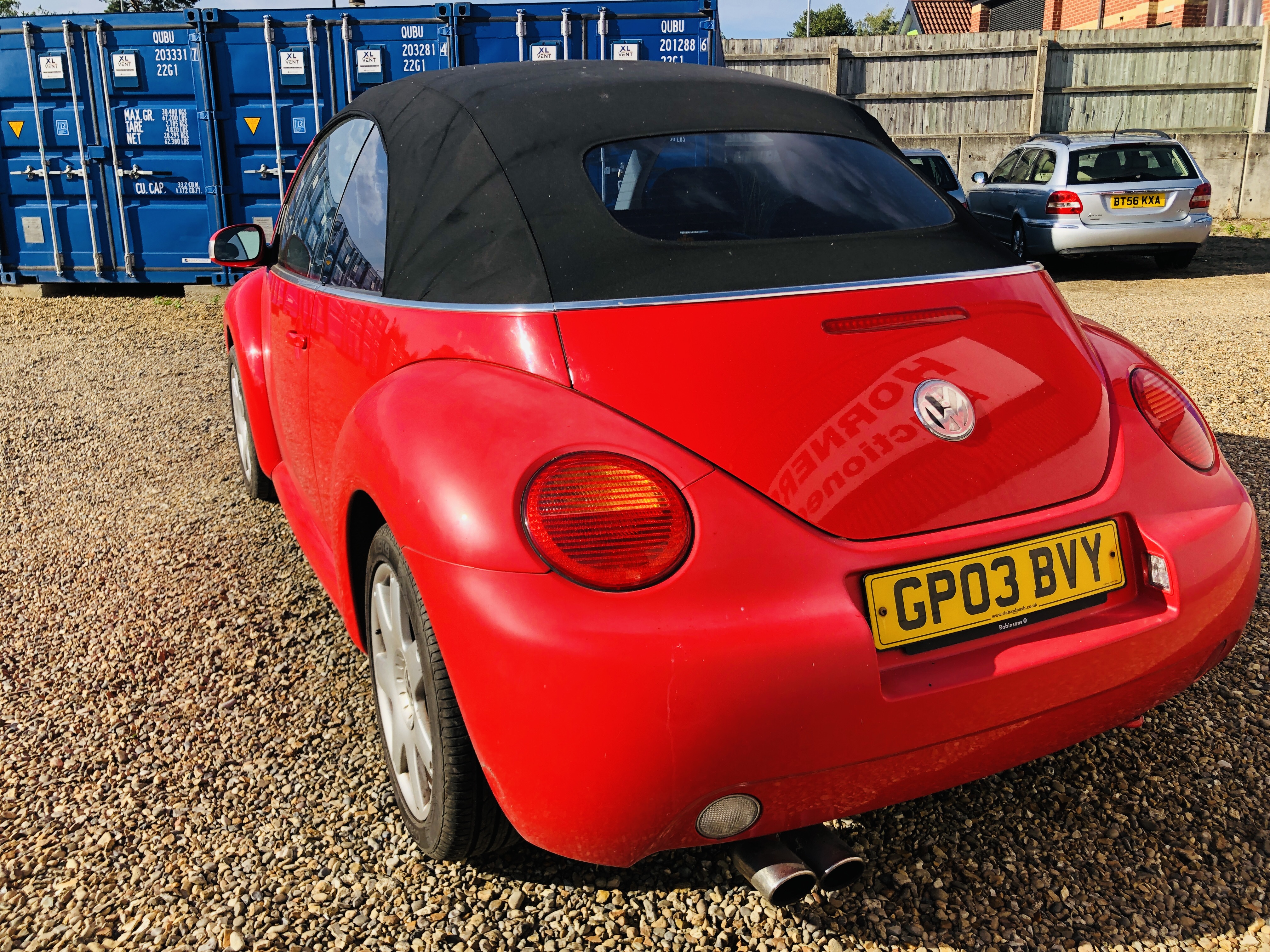 VOLKSWAGEN BEETLE CABRIOLET CONVERTIBLE - GP03 BVY. FIRST REG: 23.05.2003. RED. 1984cc. PETROL. - Image 3 of 15