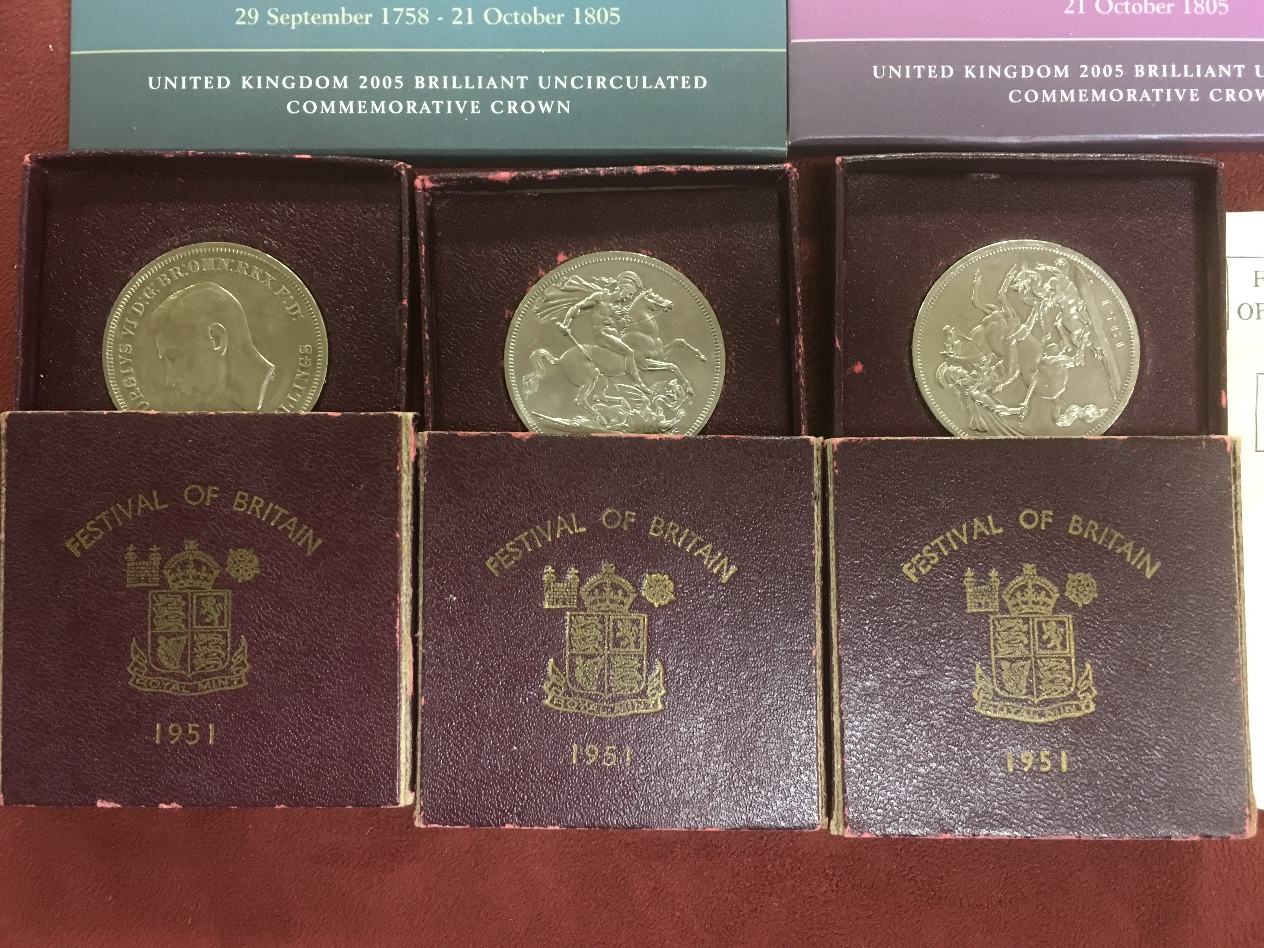 GB COINS: 1951 FESTIVAL OF BRITAIN CROWNS IN BOXES (3), 1986 £2 (2), - Bild 2 aus 3