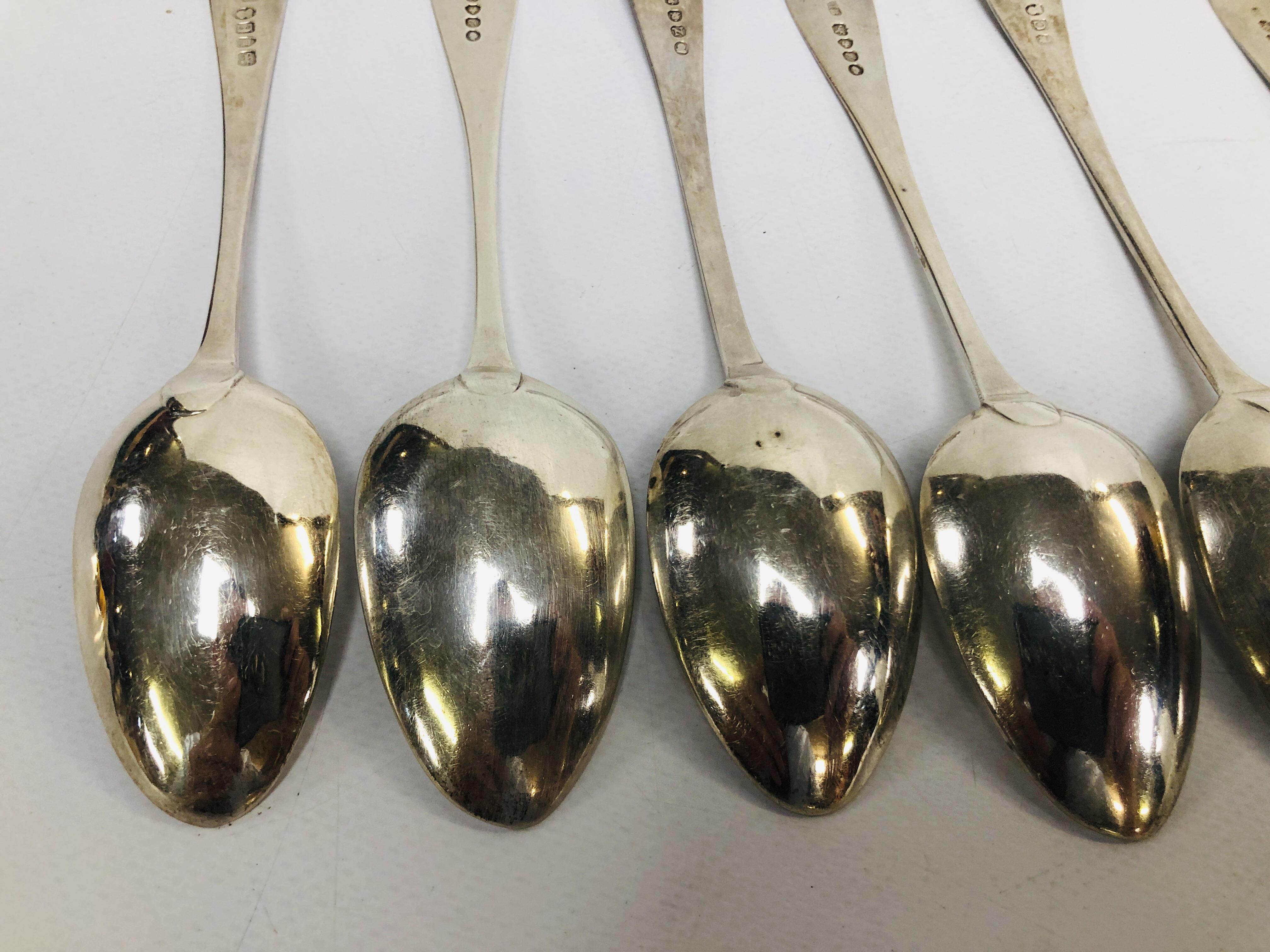 A MATCHED SET OF SIX OLD ENGLISH PATTERN DESSERT SPOONS, GEORGIAN WITH DIFFERENT DATES AND MAKERS. - Image 6 of 10
