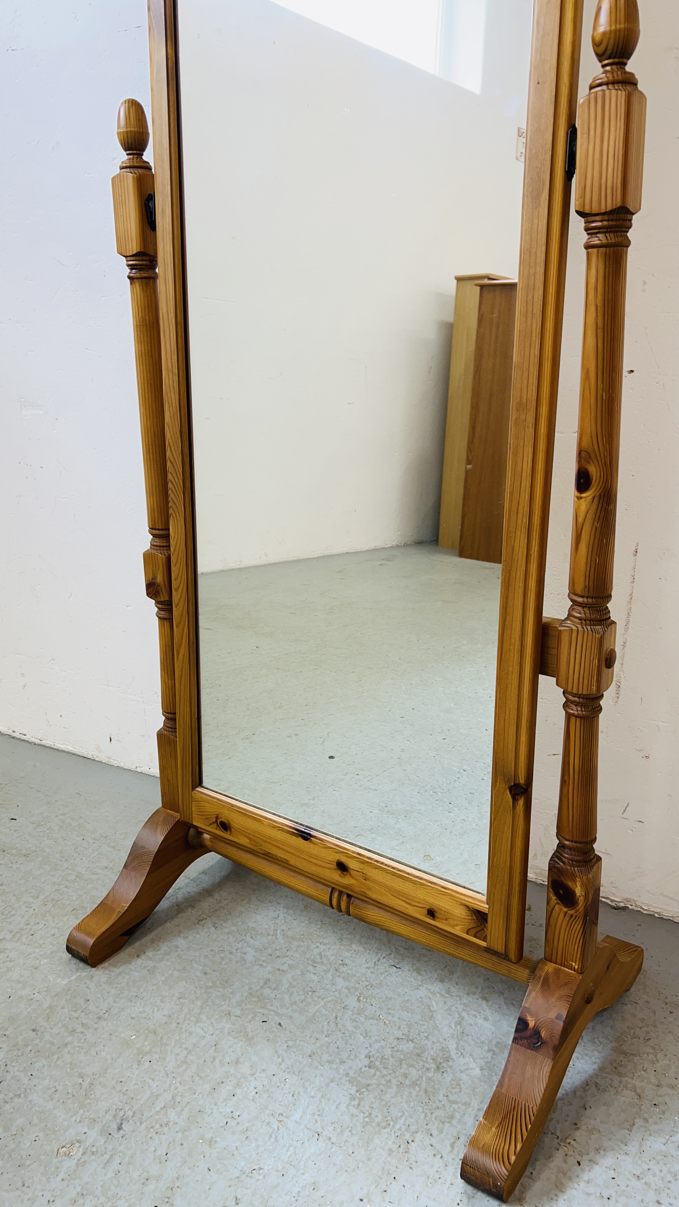 A GOOD QUALITY HONEY PINE FRAMED CHEVAL MIRROR HEIGHT 165CM. WIDTH 60CM. - Image 3 of 3