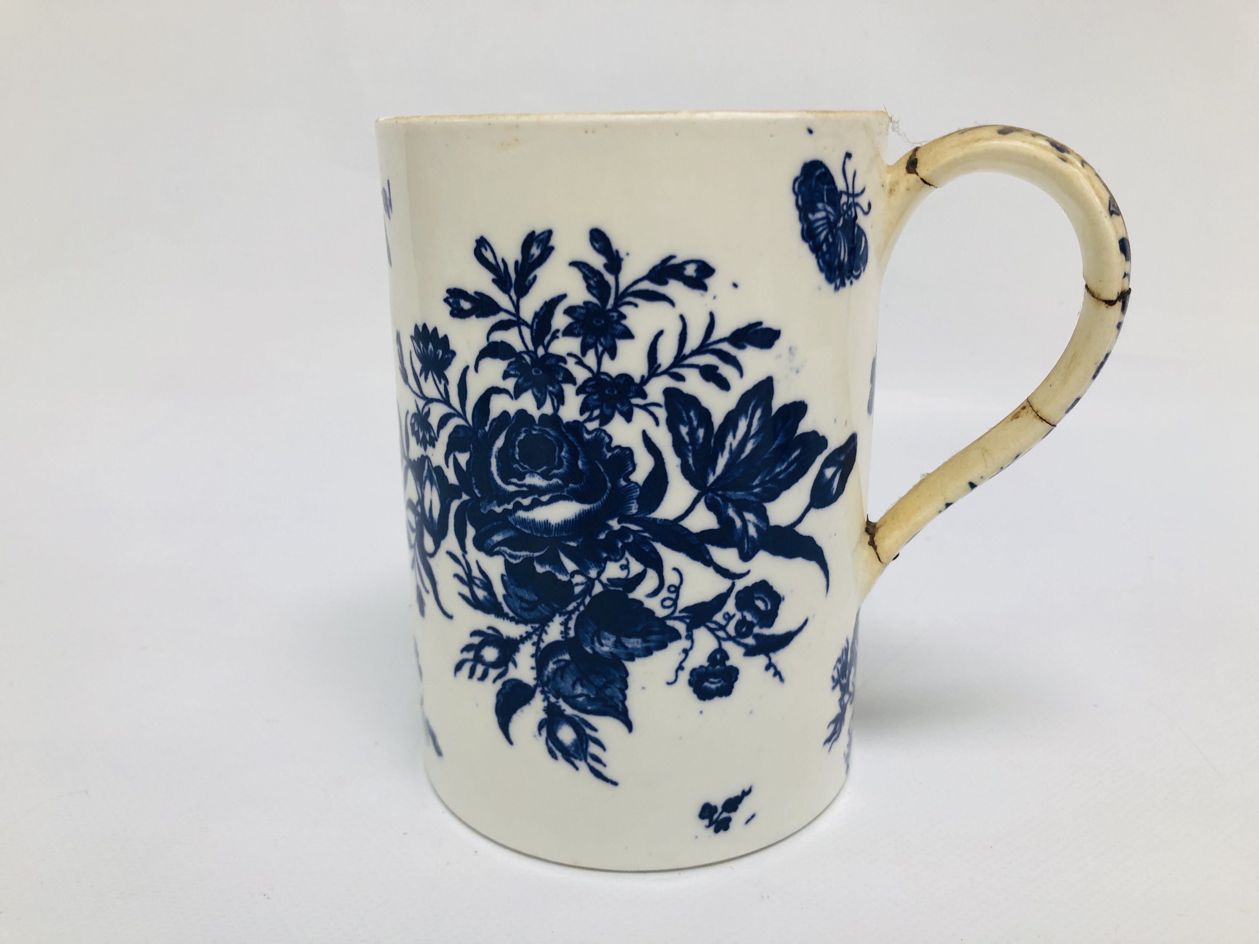 A WORCESTER BLUE AND WHITE TANKARD, - Image 7 of 20