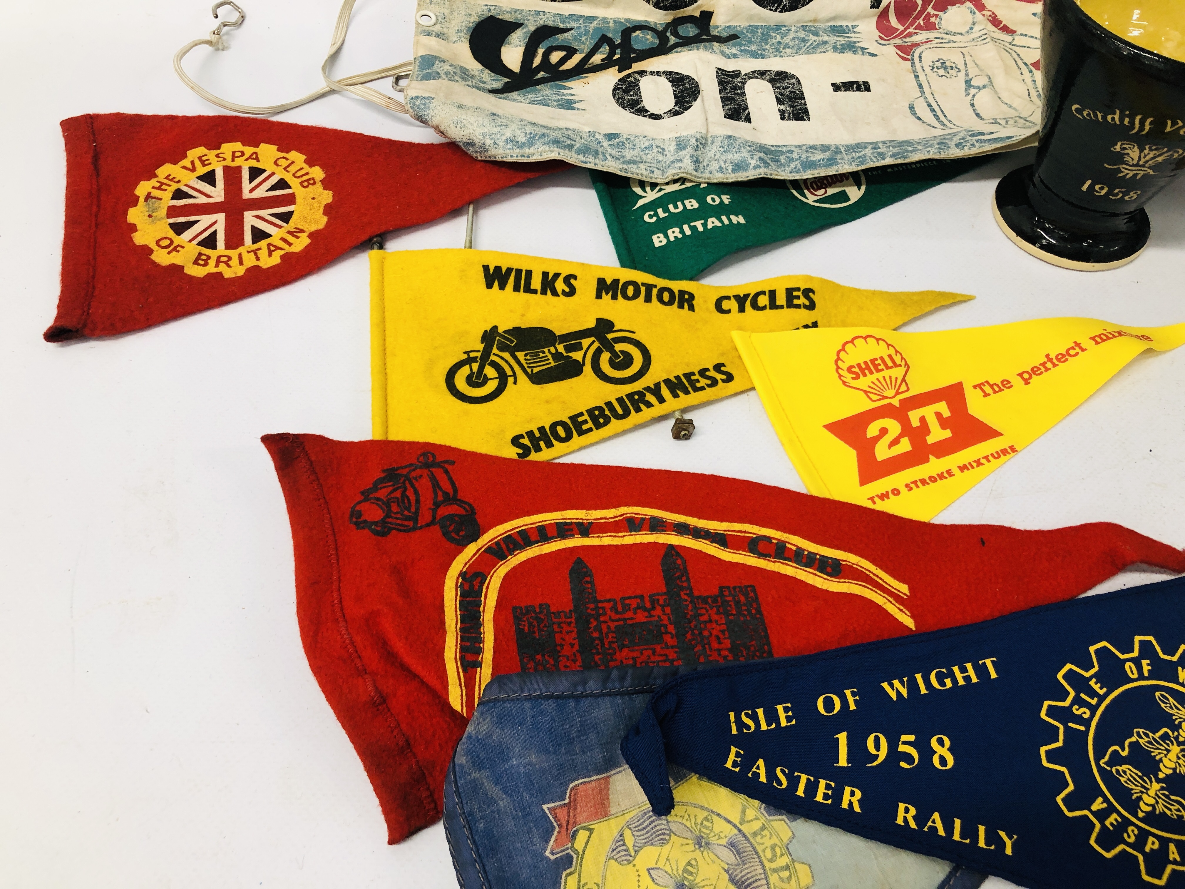 c1950s VESPA SCOOTER CLUB BADGES, PENNANTS, STICKERS, SOUTHEND ON SEA CLUB BANNER, - Image 5 of 6