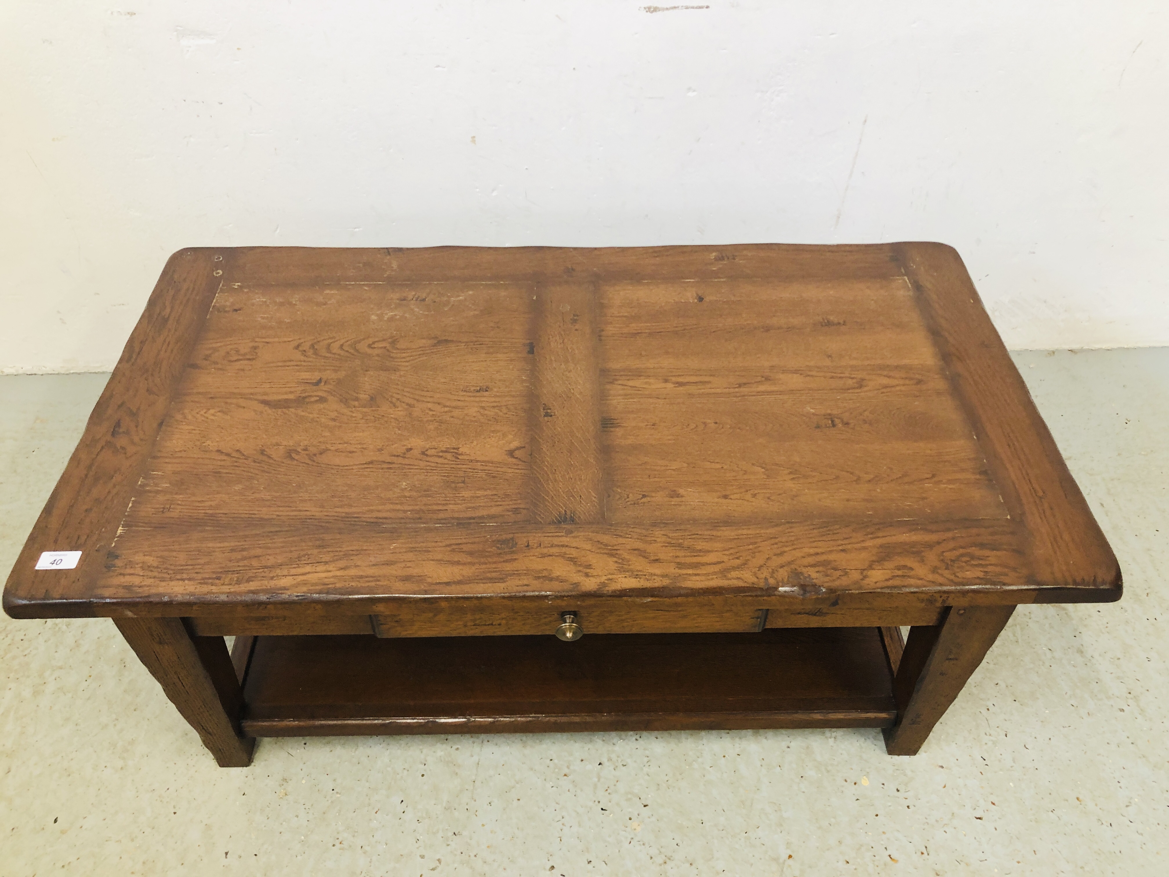 A SOLID OAK SINGLE DRAWER TWO TIER COFFEE TABLE W 59CM, L 110CM, H 46CM. - Image 2 of 7
