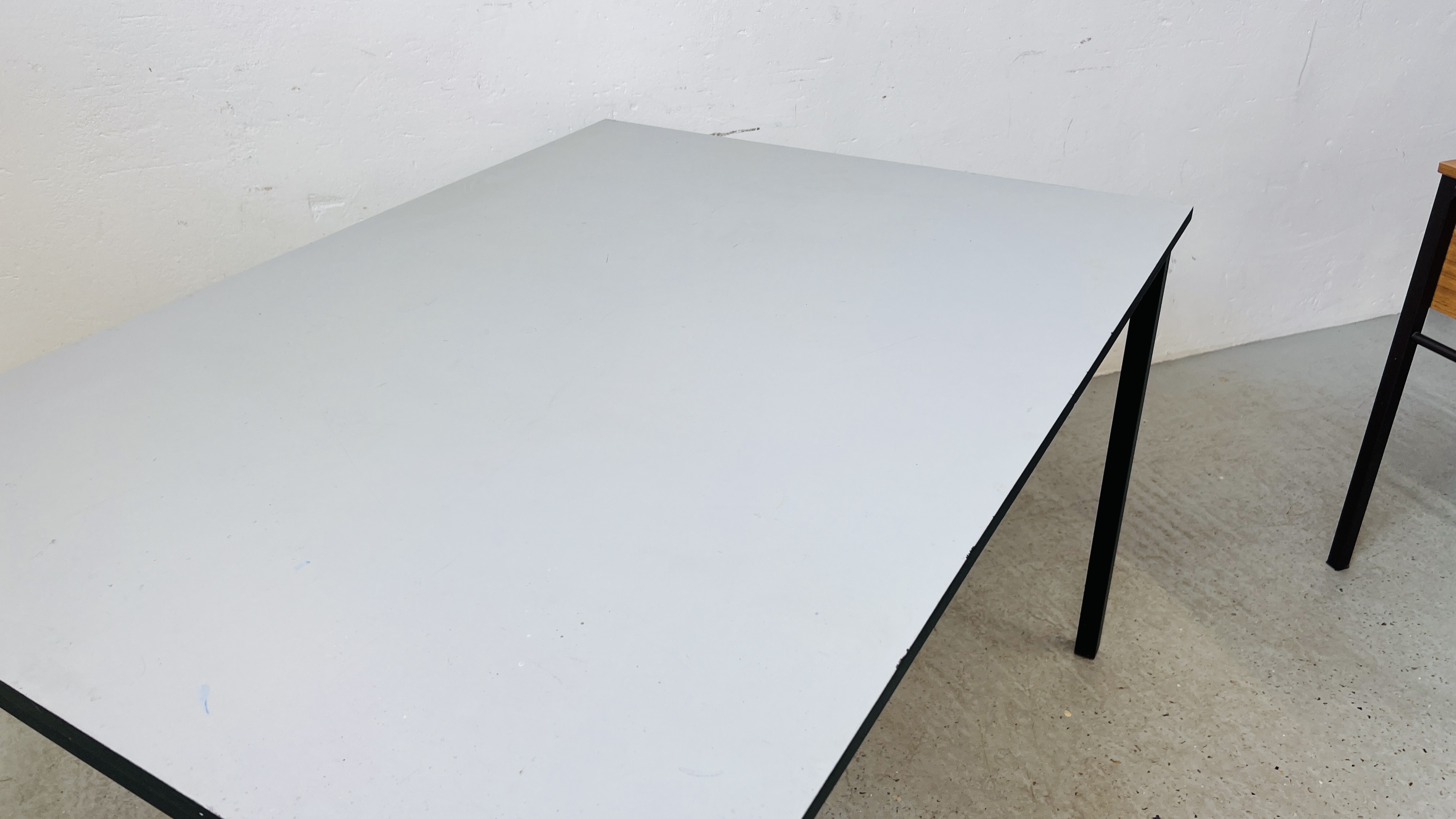 STEEL FRAMED WORK TABLE WIDTH 122CM. DEPTH 92CM. HEIGHT 74CM. - Image 4 of 4