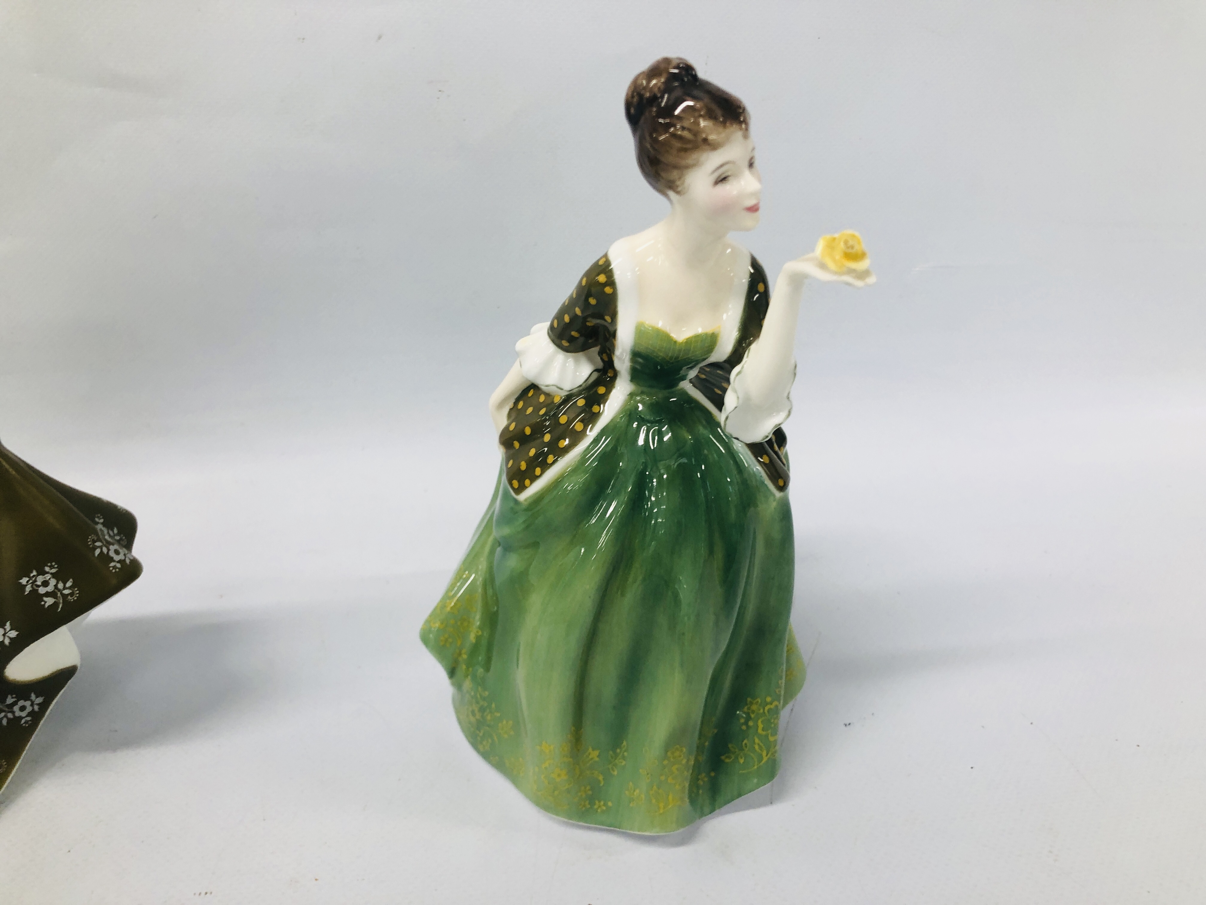 3 X ROYAL DOULTON FIGURINES TO INCLUDE GERALDINE HN2348, - Image 6 of 8