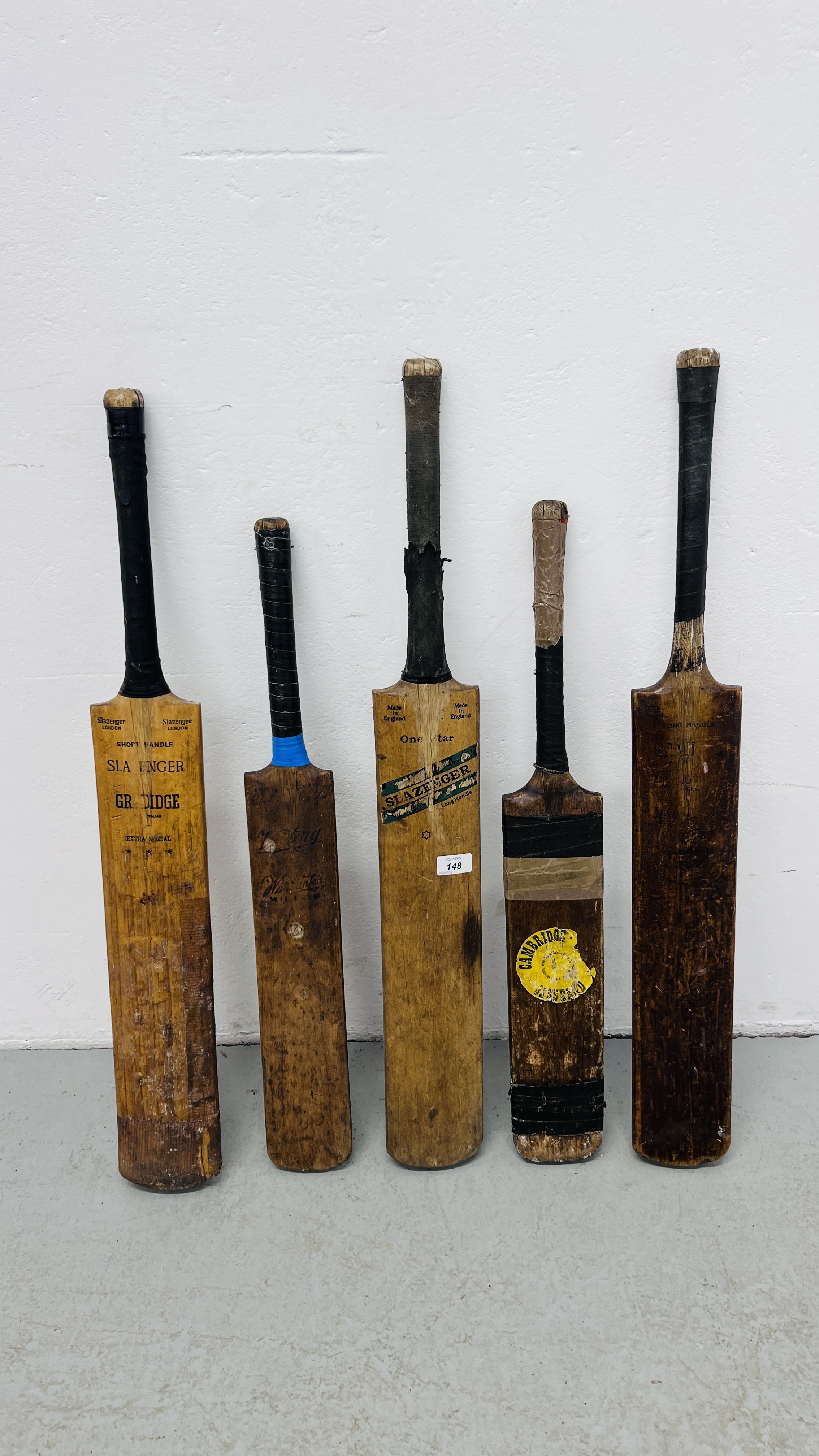 FIVE VINTAGE CRICKET BATS TO INCLUDE SLAZENGER, VICTORY WILLOW,