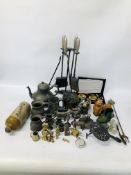 BOX OF ASSORTED COLLECTABLE'S TO INCLUDE VINTAGE PEWTER, GRADUATED BRASS WEIGHTS,