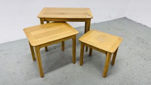 NEST OF THREE MODERN LIGHT OAK FINISH OCCASIONAL TABLES