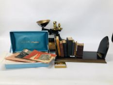 A VINTAGE LEUCHARS BRASS INLAID BOOK STAND AND VARIOUS VINTAGE BOOKS TO INCLUDE BIBLES,