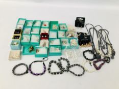 BOX OF ASSORTED GOOD QUALITY COSTUME JEWELLERY TO INCLUDE SOME SILVER, NECKLACES, EARRINGS ETC.