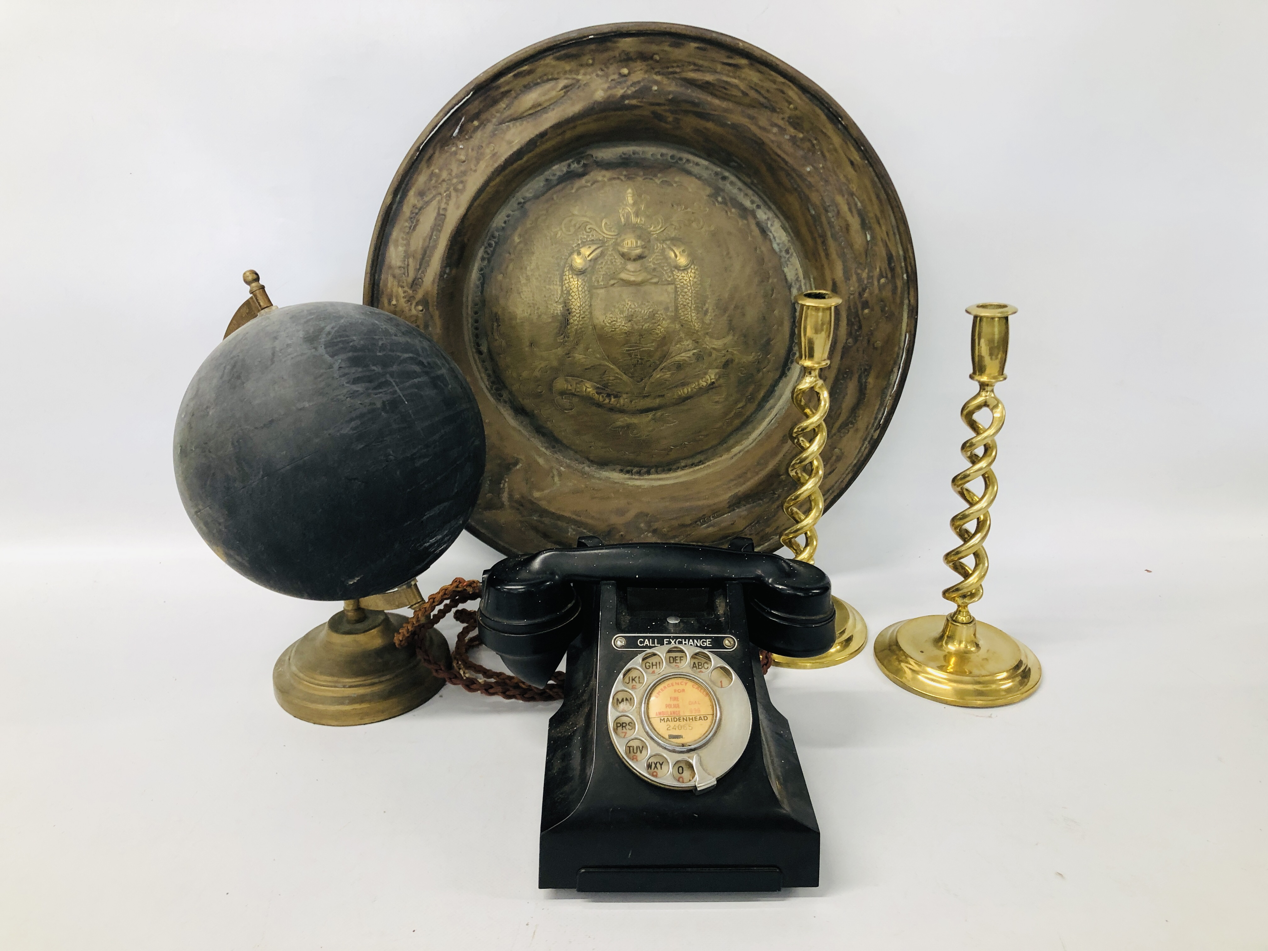 A VINTAGE BRASS FRAMED CHALK GLOBE, A PAIR OF BRASS BARLEY TWIST CANDLESTICKS,