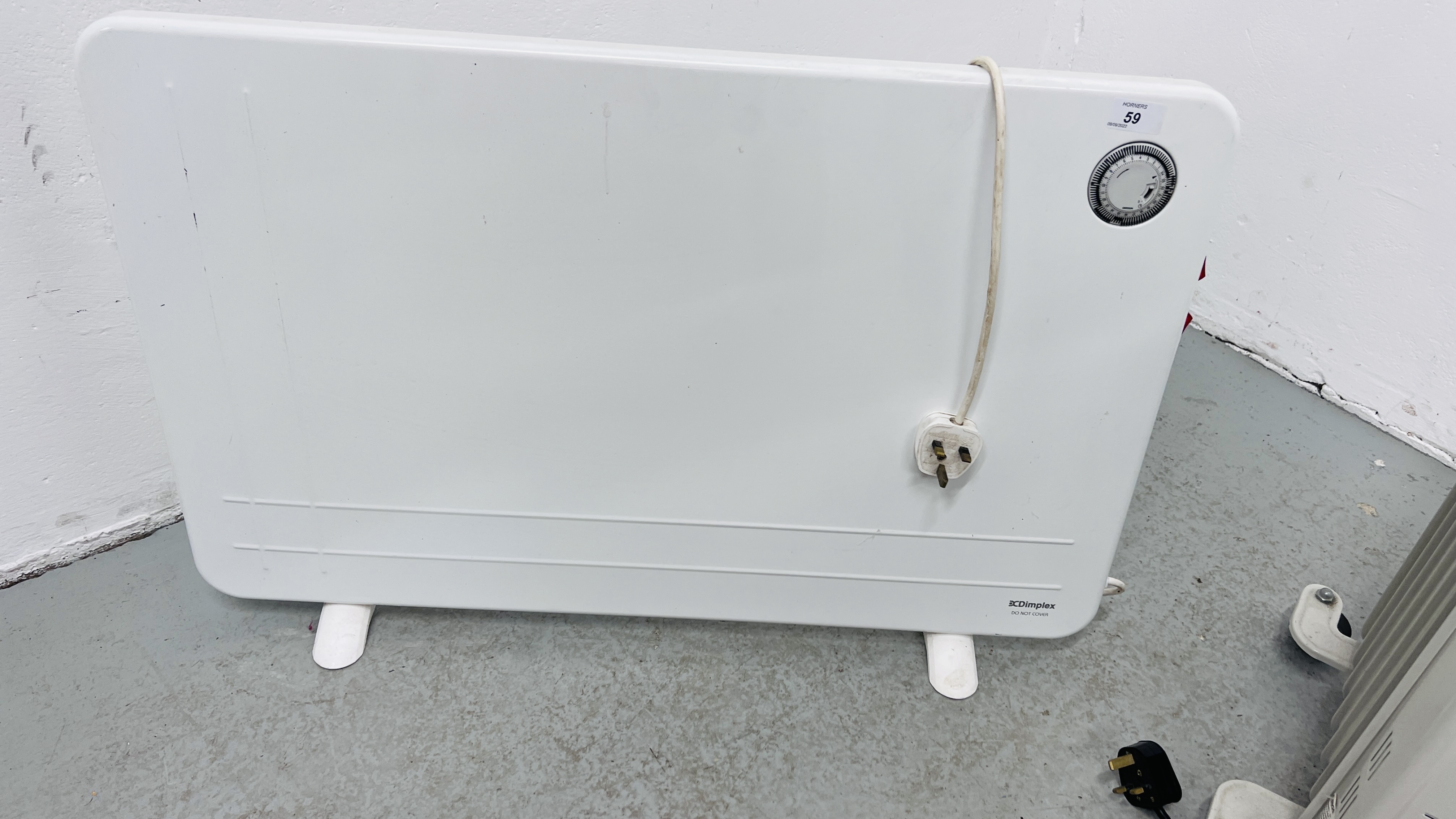 A RANGE OIL FILLED RADIATOR ALONG WITH A DIMPLEX PANEL HEATER - SOLD AS SEEN. - Image 3 of 3