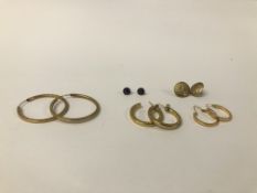 PAIR OF 9CT GOLD HOOP EARRINGS ALONG WITH A FURTHER TWO PAIRS OF YELLOW METAL HOOP EARRINGS AND A