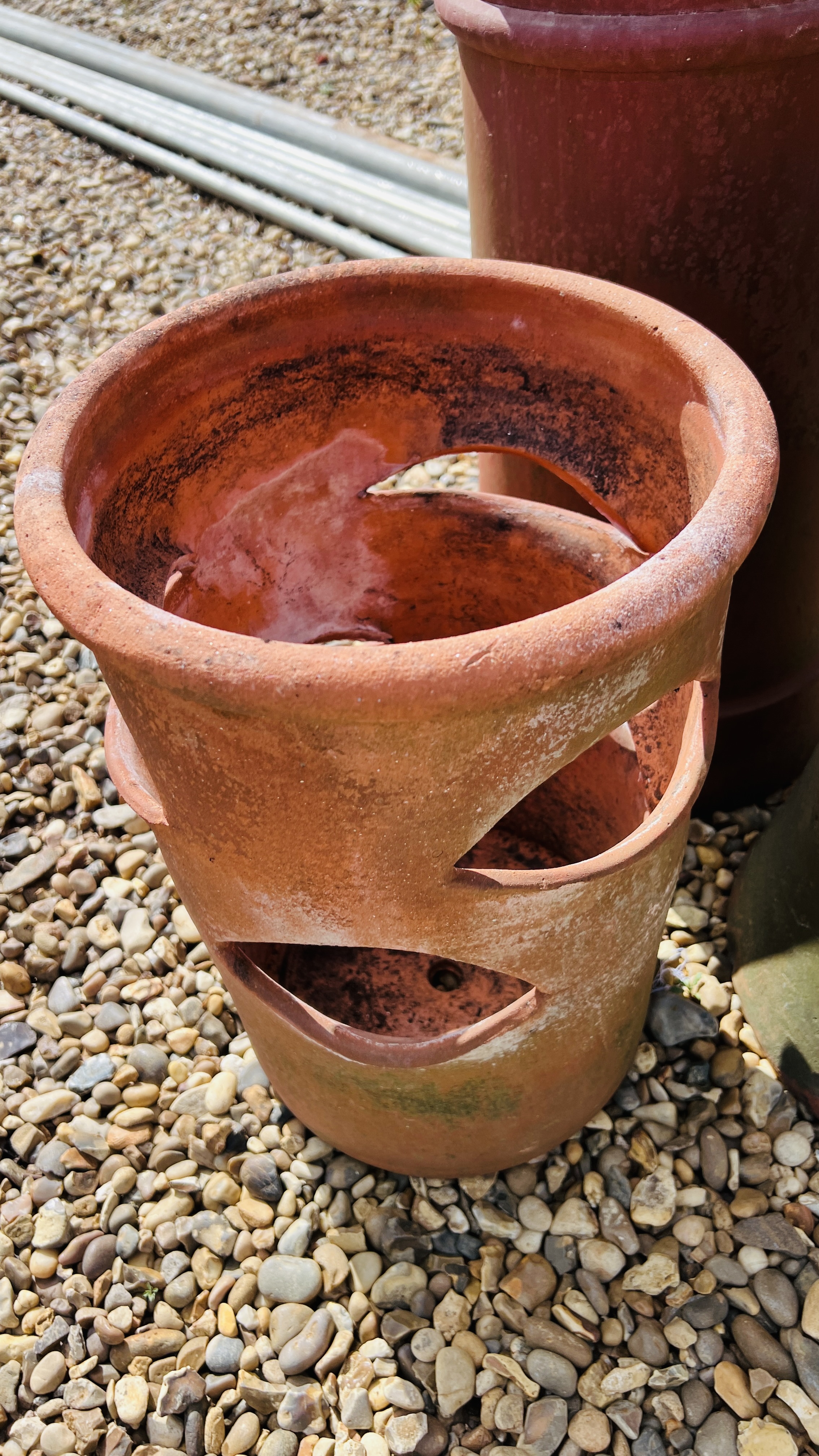 TWO TERRACOTTA CHIMNEY POTS ALONG WITH A TERRACOTTA PLANT POT - Image 2 of 4