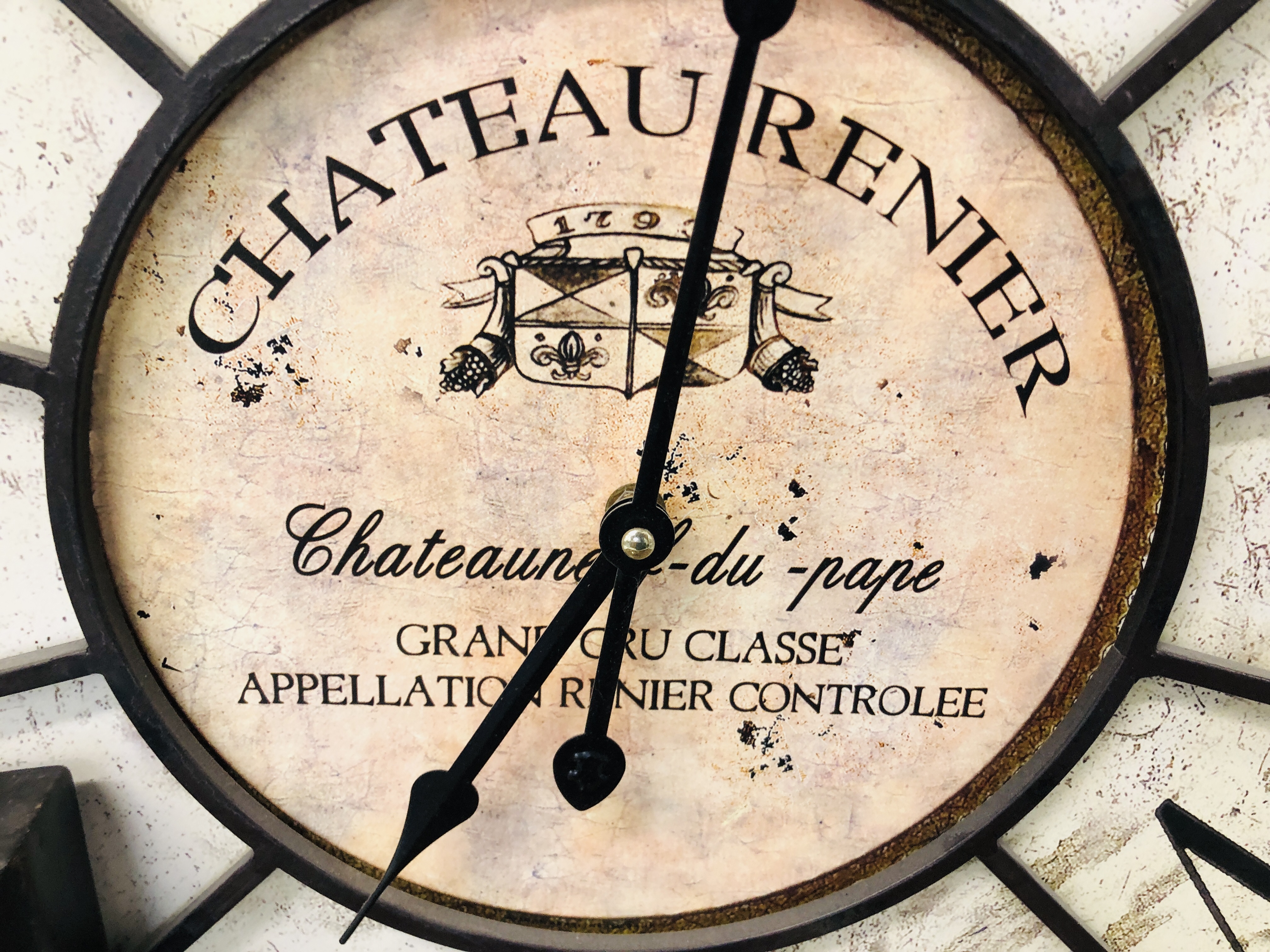 A METAL CRAFT "CHATEAU RENIER" FRAMED WALL CLOCK ALONG WITH KEY, - Image 3 of 5