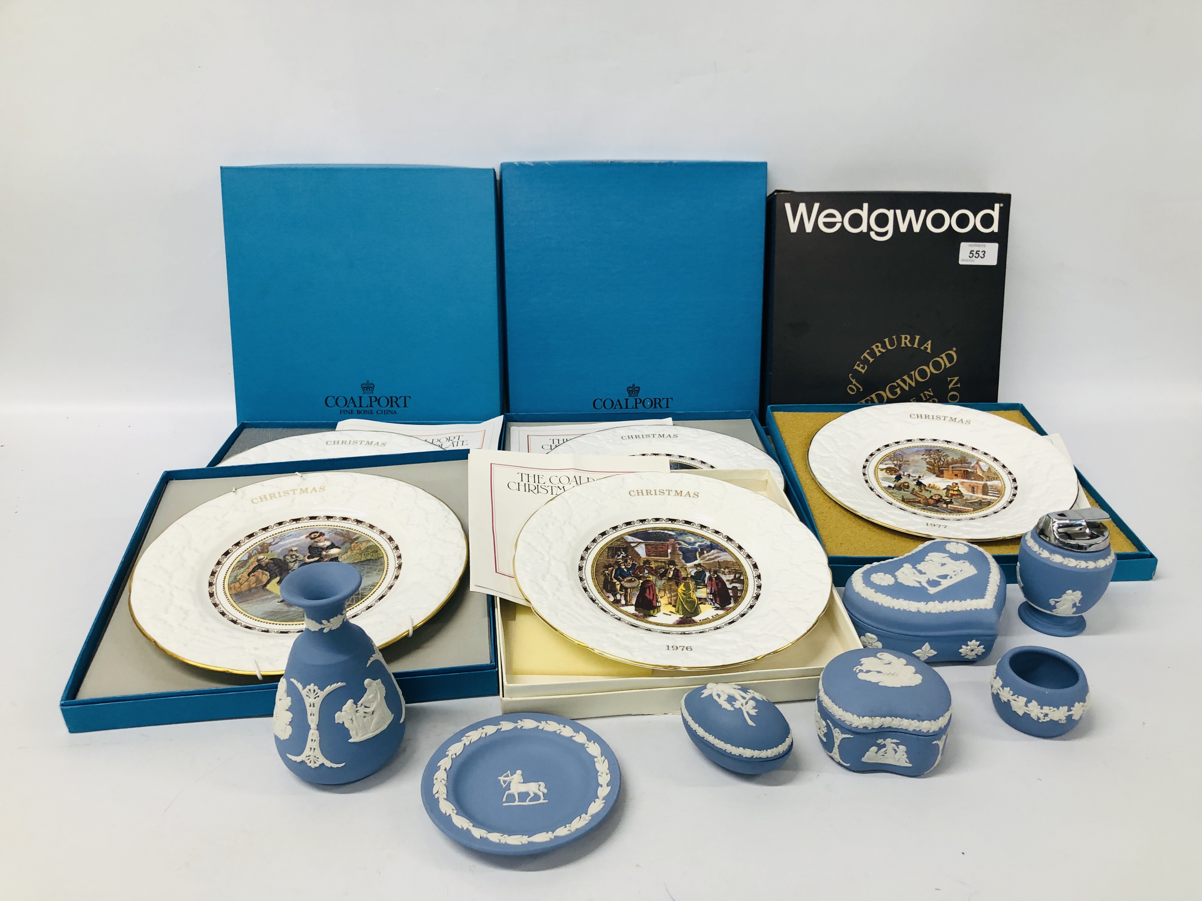 BOX CONTAINING COALPORT CHRISTMAS PLATES AND COLLECTION OF WEDGWOOD JASPER WARE.