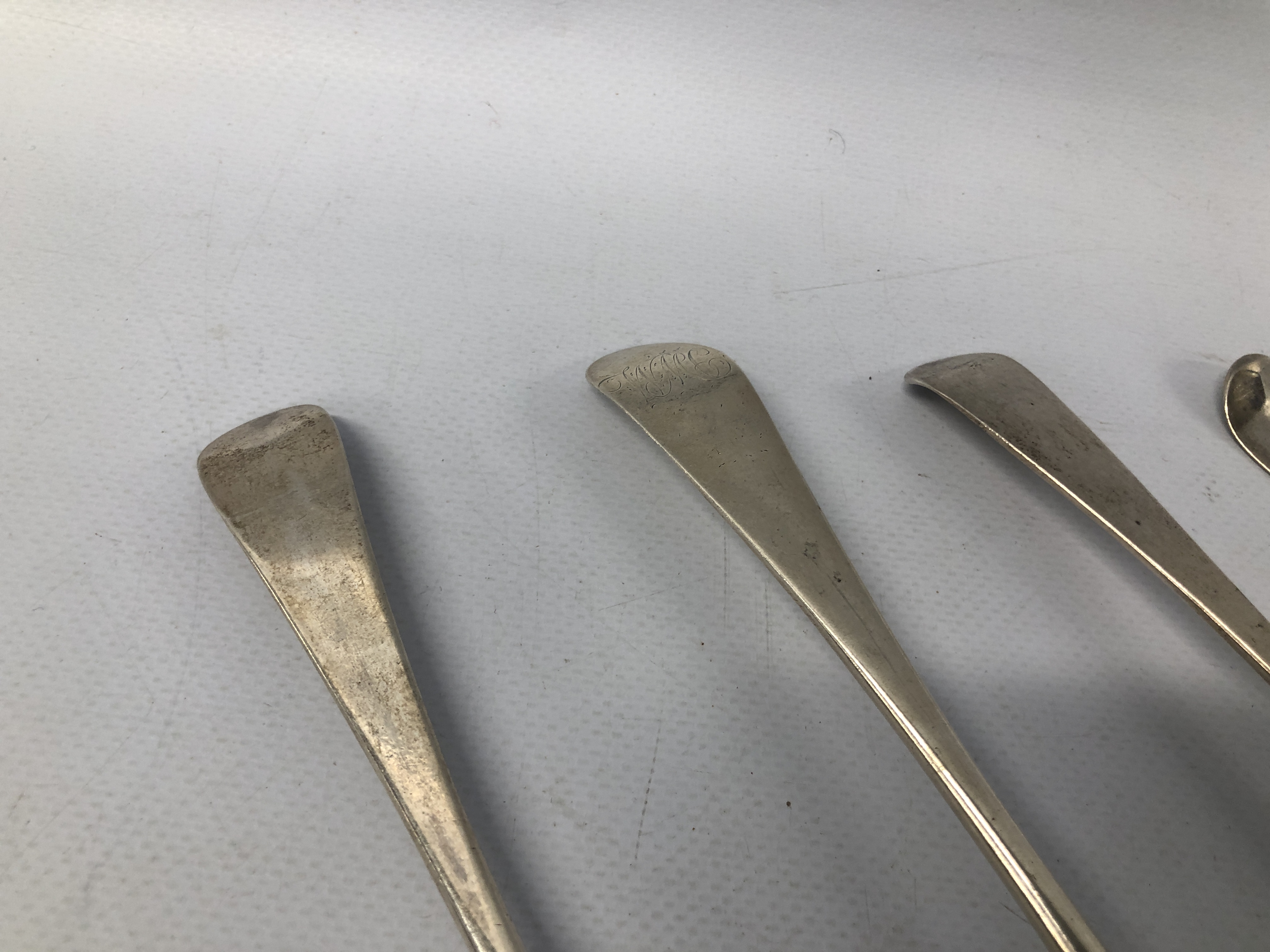 3 GEORGIAN OLD ENGLISH PATTERN SILVER SERVING SPOONS, - Image 2 of 10