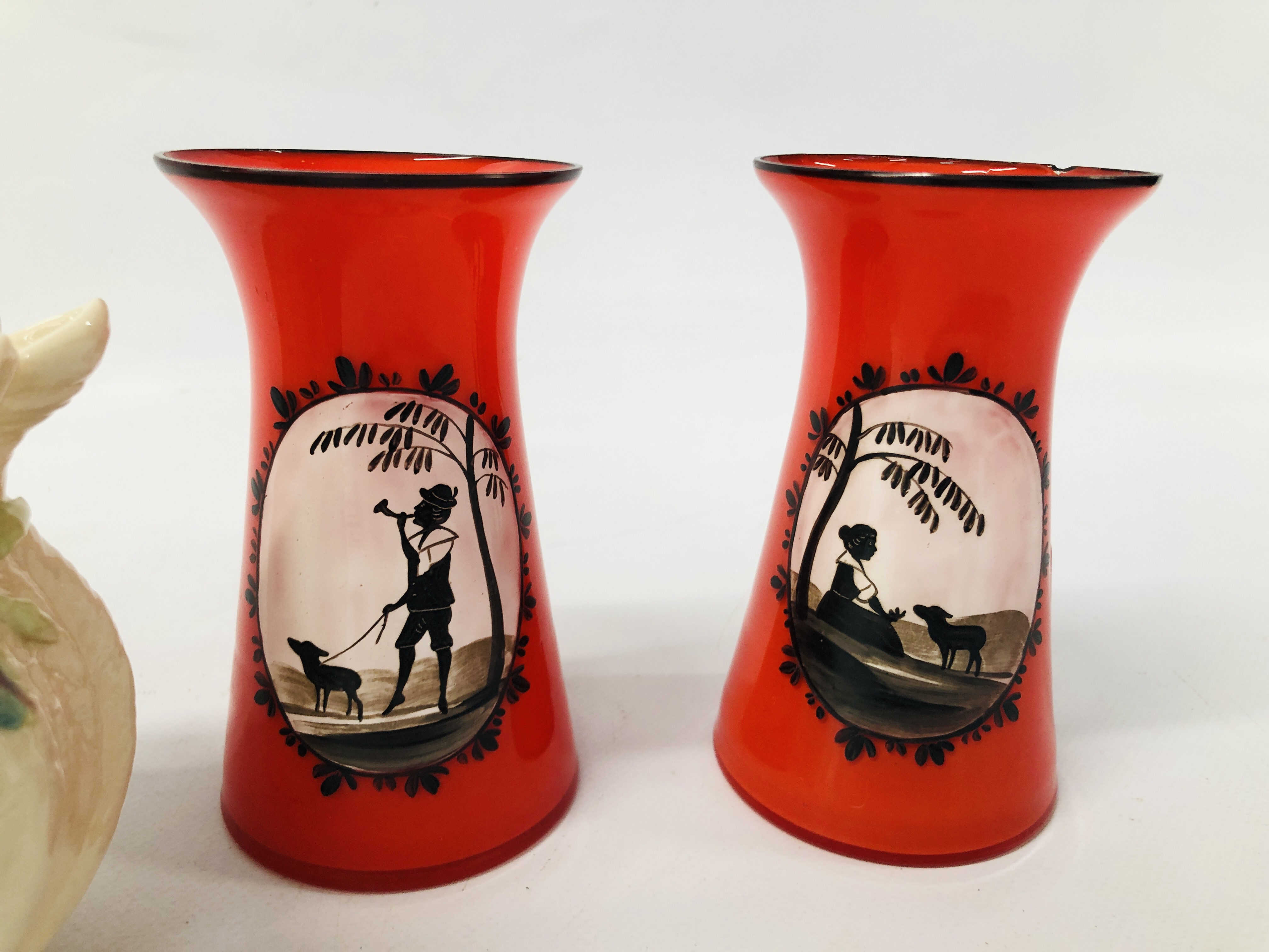 PAIR OF VINTAGE RED GLASS VASES DECORATED WITH A BLACK AND WHITE CAMEO DESIGN A/F, BELLEEK VASE. - Image 2 of 6