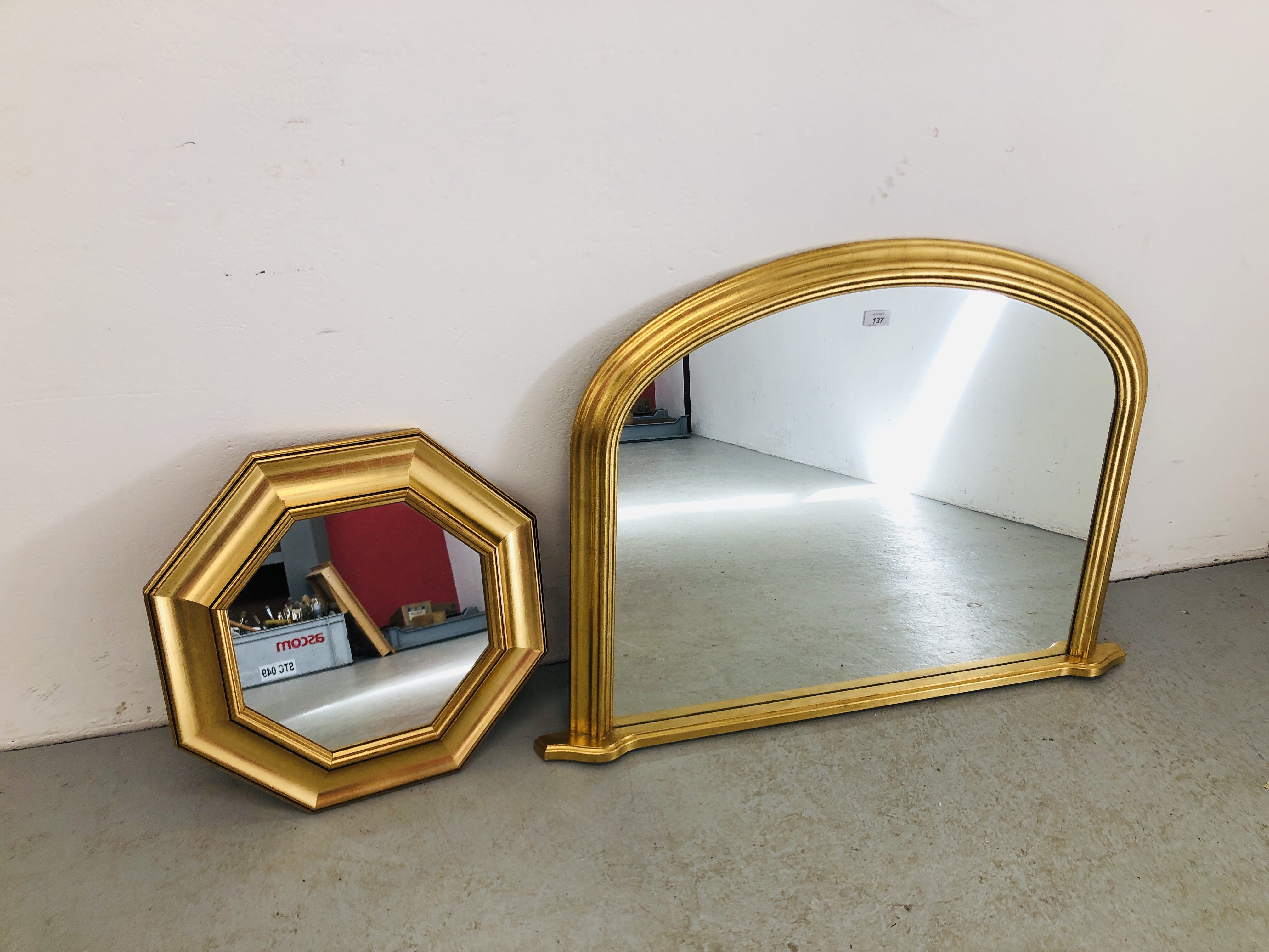 A REPRODUCTION GILT FRAMED OVER MANTLE MIRROR W 100CM,