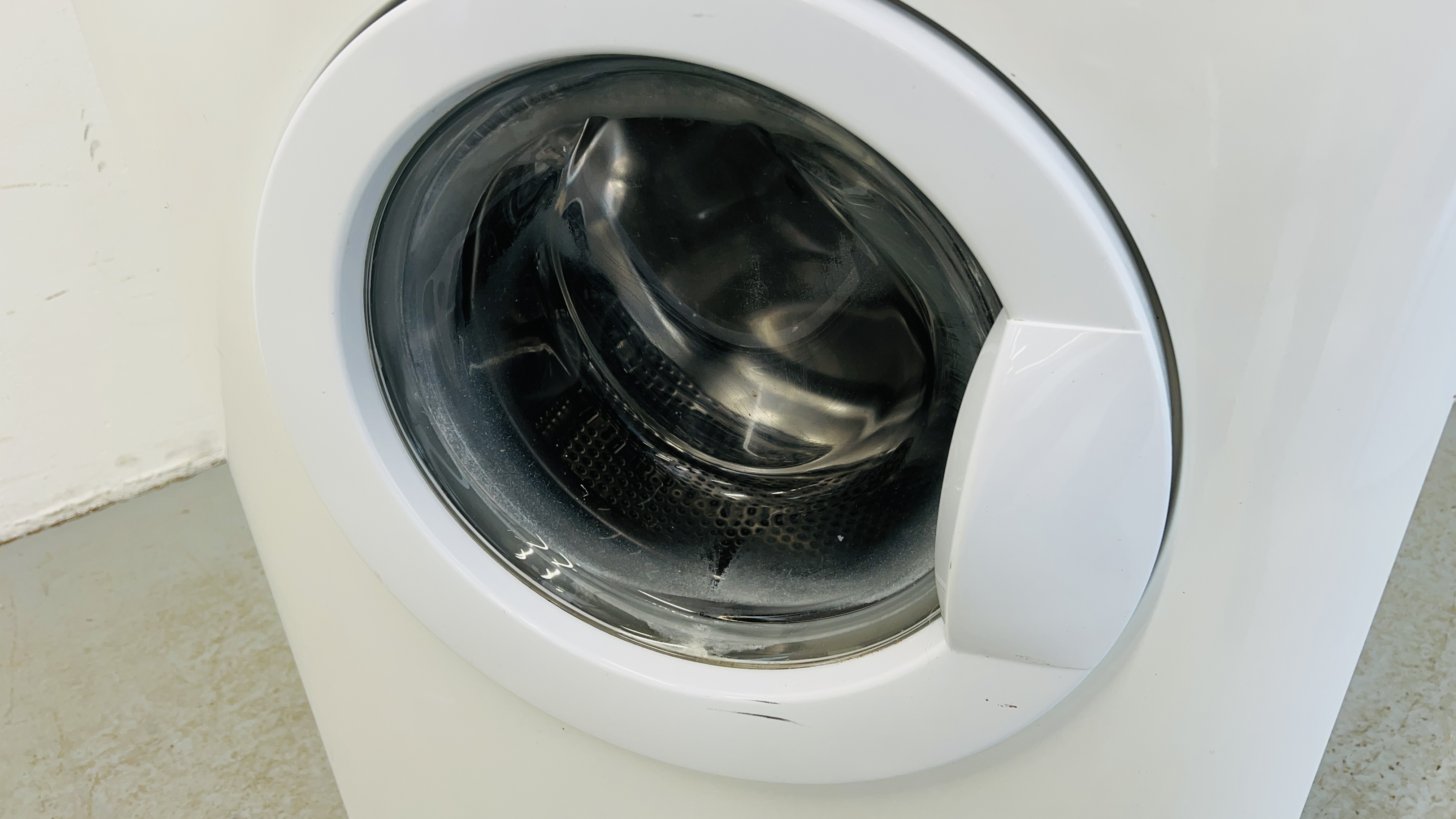 A JOHN LEWIS WASHING MACHINE - SOLD AS SEEN - Image 4 of 7