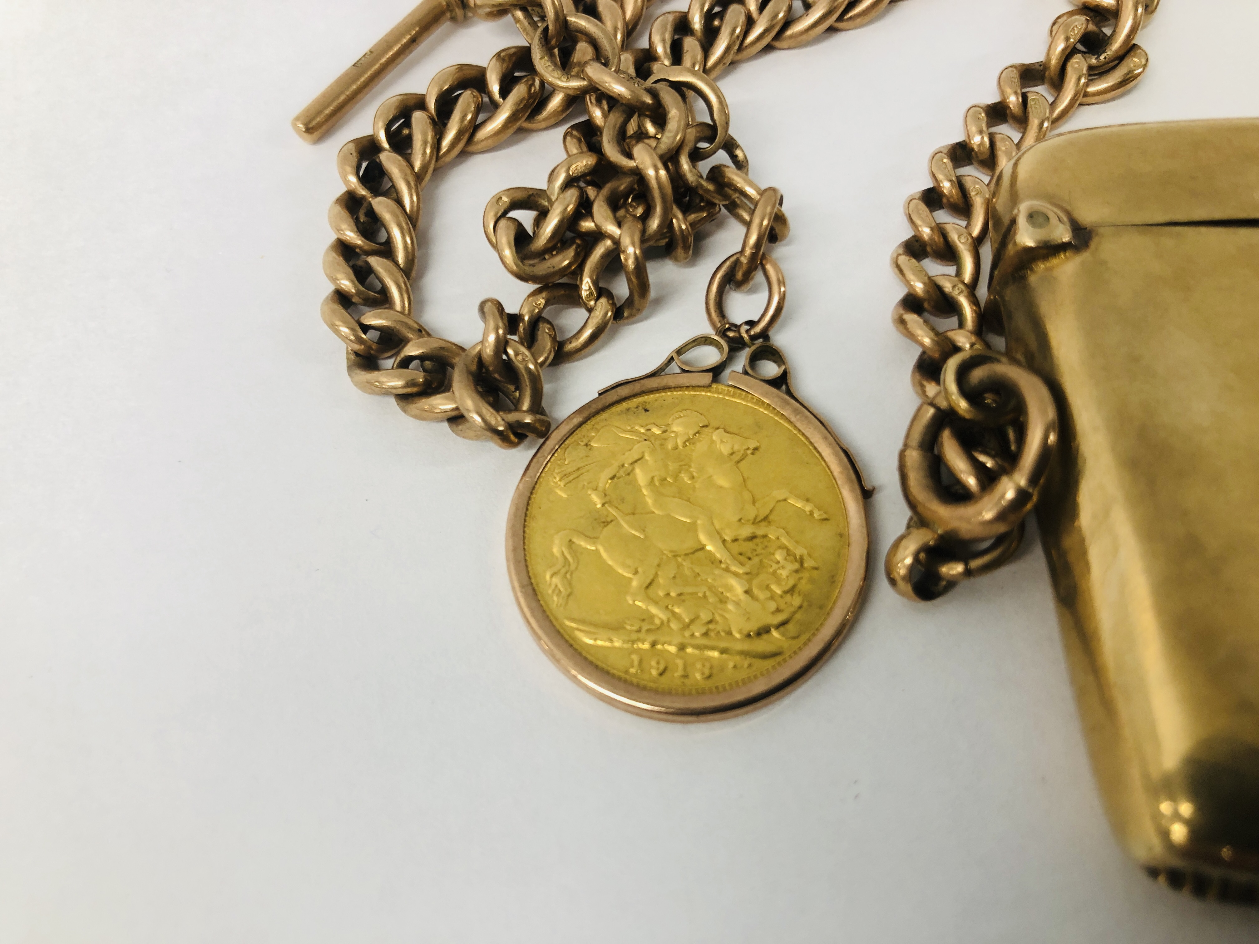 A WALTHAM GOLD PLATED POCKET WATCH ON 9CT GOLD WATCH CHAIN WITH A GEORGE V 1913 FULL SOVEREIGN COIN - Image 4 of 19