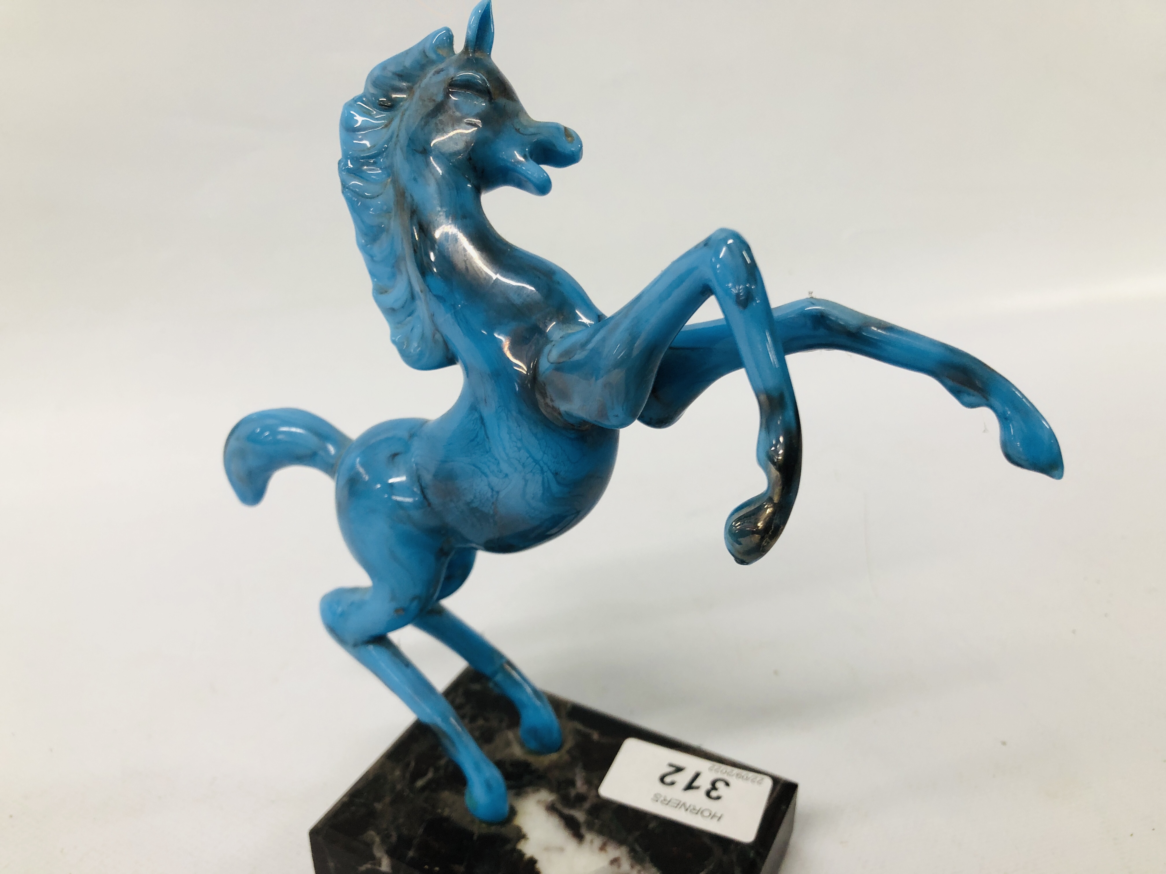 A STUDY OF REARING HORSE, BLUE MARBLED FINISH ON MARBLE PLINTH HEIGHT 20CM. - Image 3 of 6