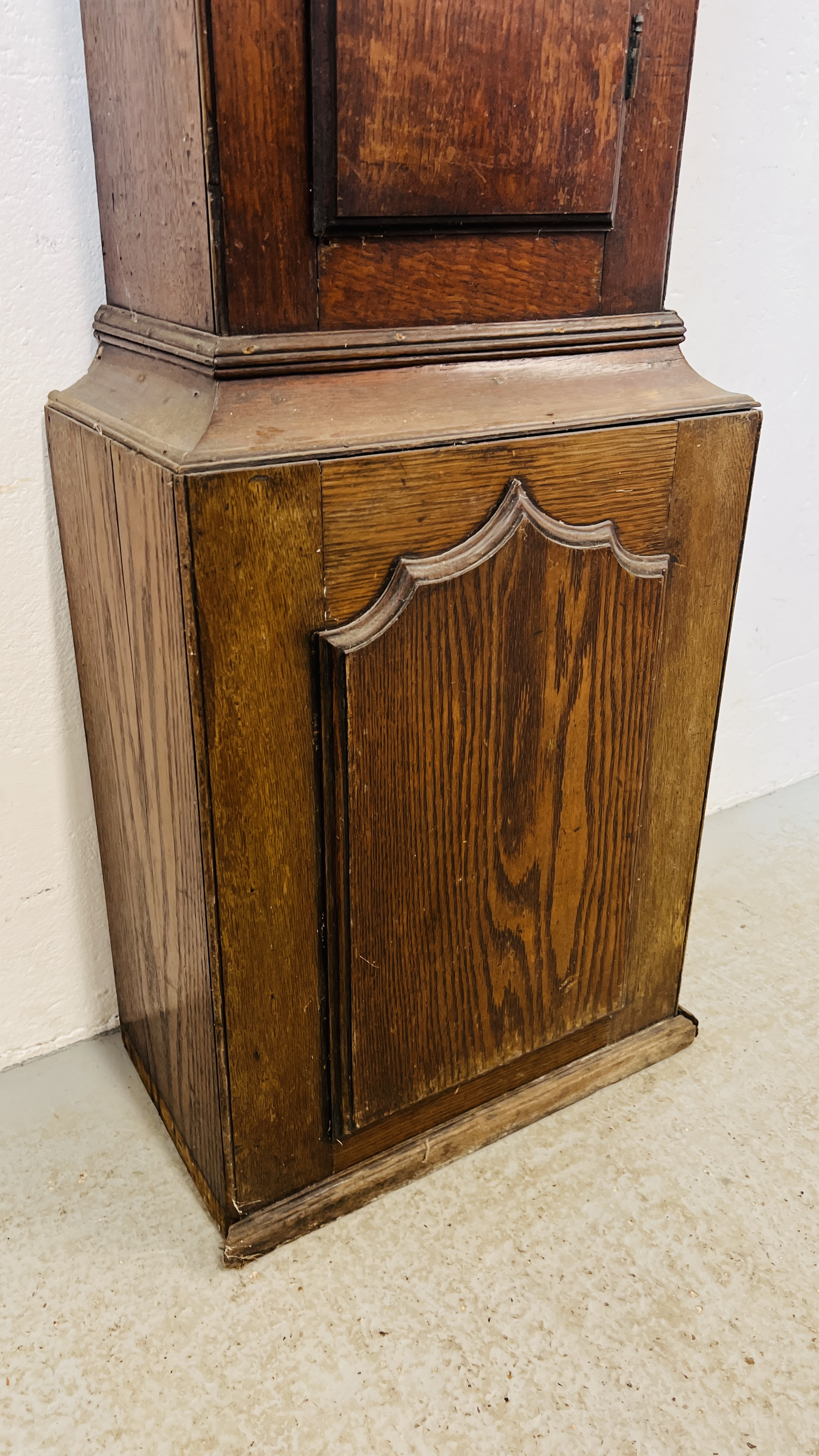 AN ANTIQUE OAK CASED GRANDFATHER CLOCK, - Image 11 of 18