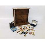 MINIATURE VINTAGE OAK THREE DRAWER CHEST AND CONTENTS TO INCLUDE CUFF LINKS, WATCHES, PENS,