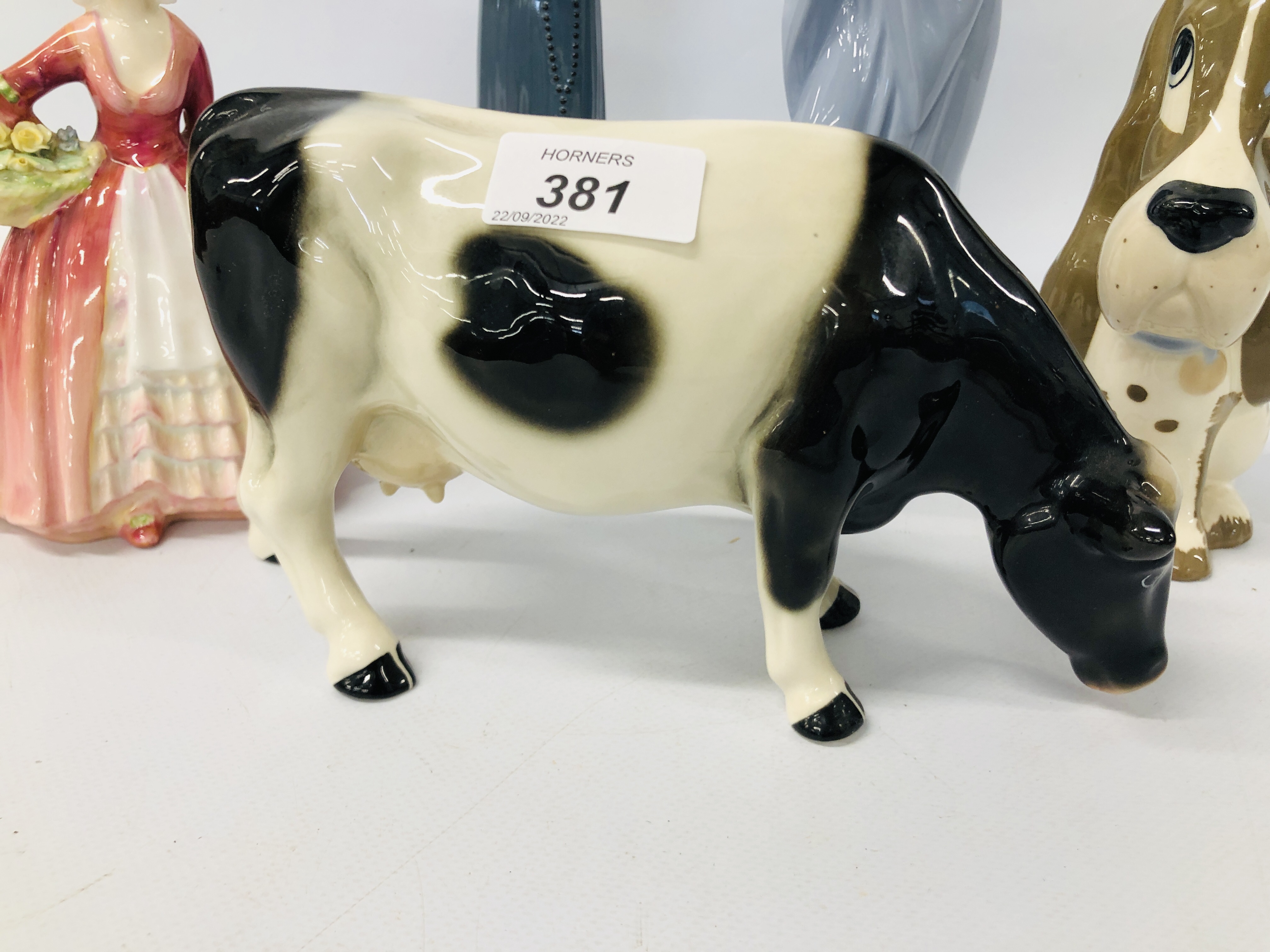 TWO LLADRO FIGURES, COW IN THE BESWICK STYLE, - Image 3 of 13