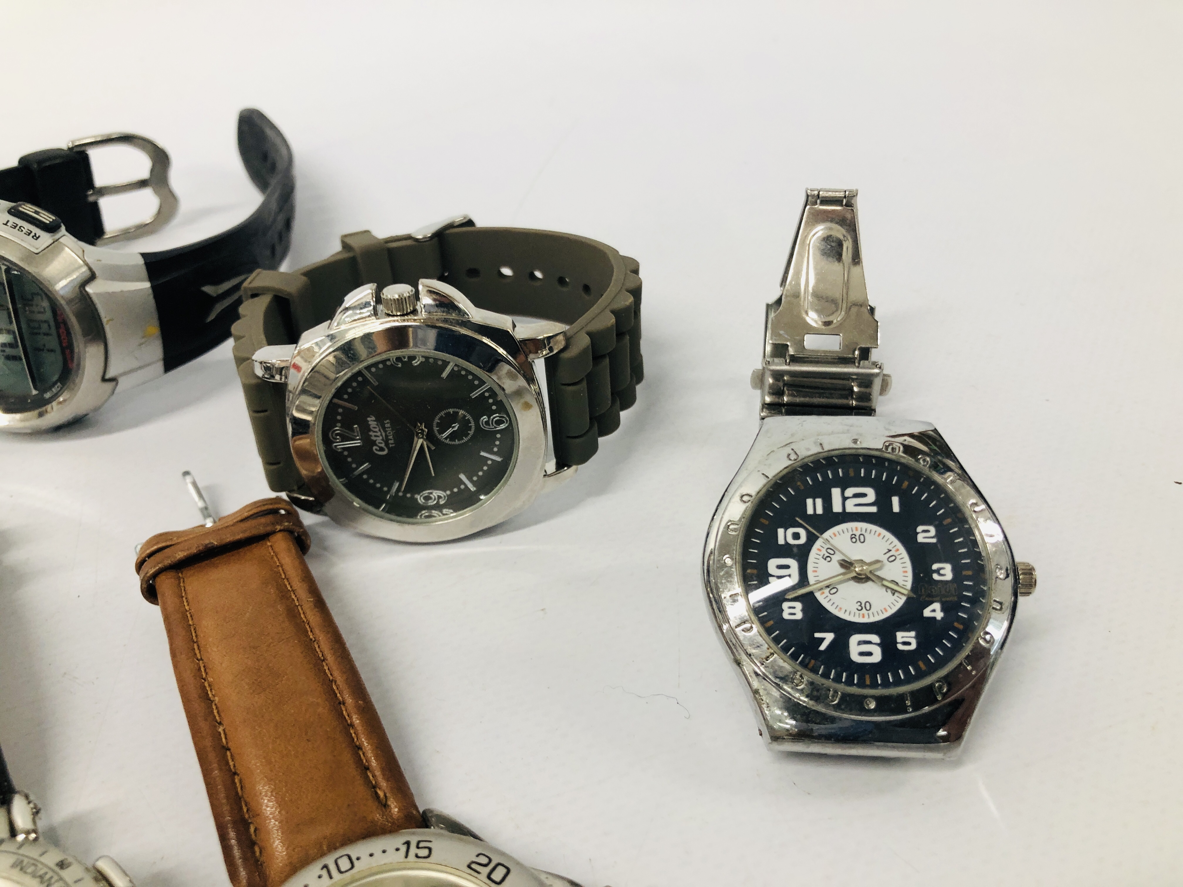 COLLECTION OF ASSORTED WATCHES TO INCLUDE SOME DESIGNER BRANDED - Image 4 of 6