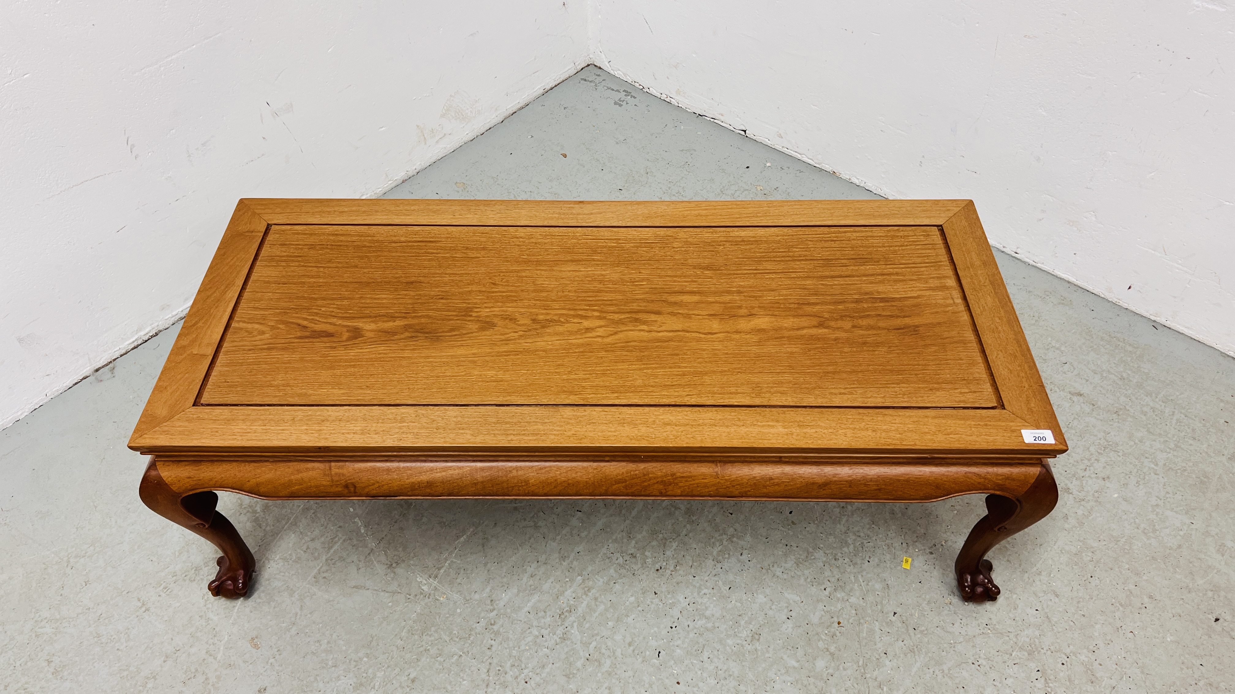 REPRODUCTION ORIENTAL HARDWOOD TABLE ON BALL AND CLAW FEET L 122CM, D 51CM, H 41CM. - Image 2 of 6