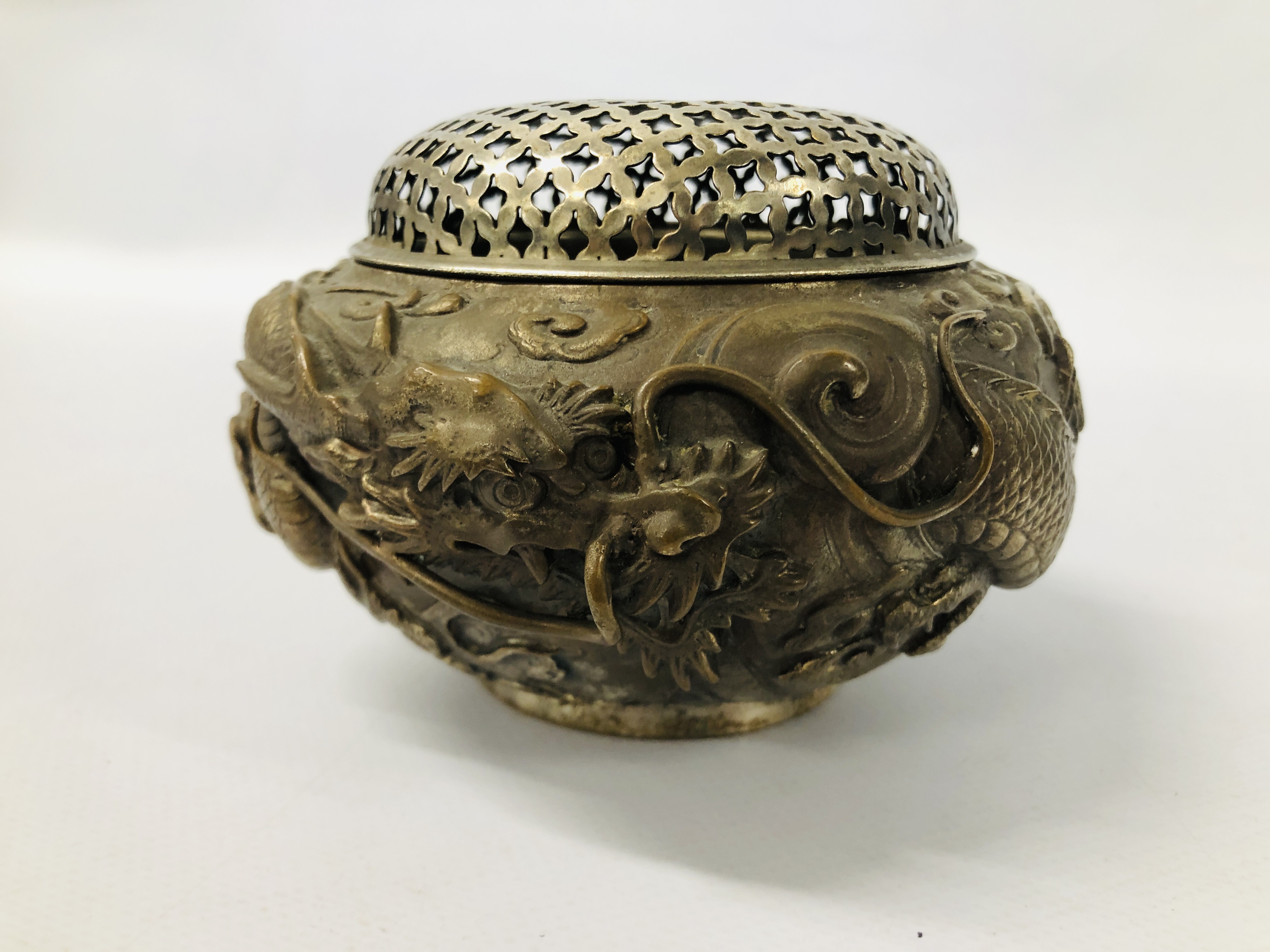 JAPANESE SOFT METAL KORO AND PIERCED COVER CAST IN HIGH RELIEF WITH A DRAGON AMIDST CLOUDS, - Image 2 of 8