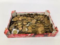 BOX OF ASSORTED COINAGE MAINLY BRITISH