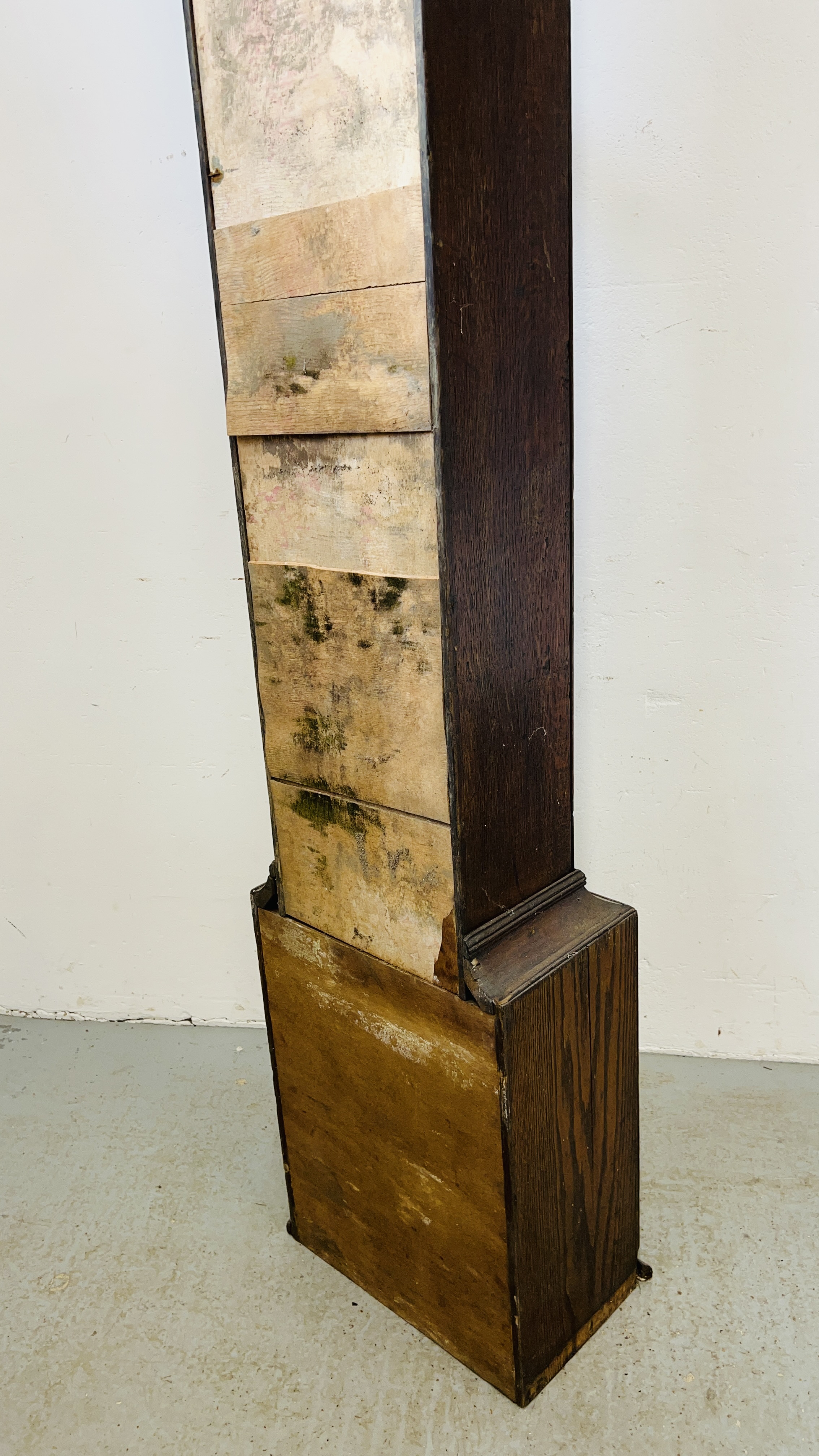 AN ANTIQUE OAK CASED GRANDFATHER CLOCK, - Image 18 of 18