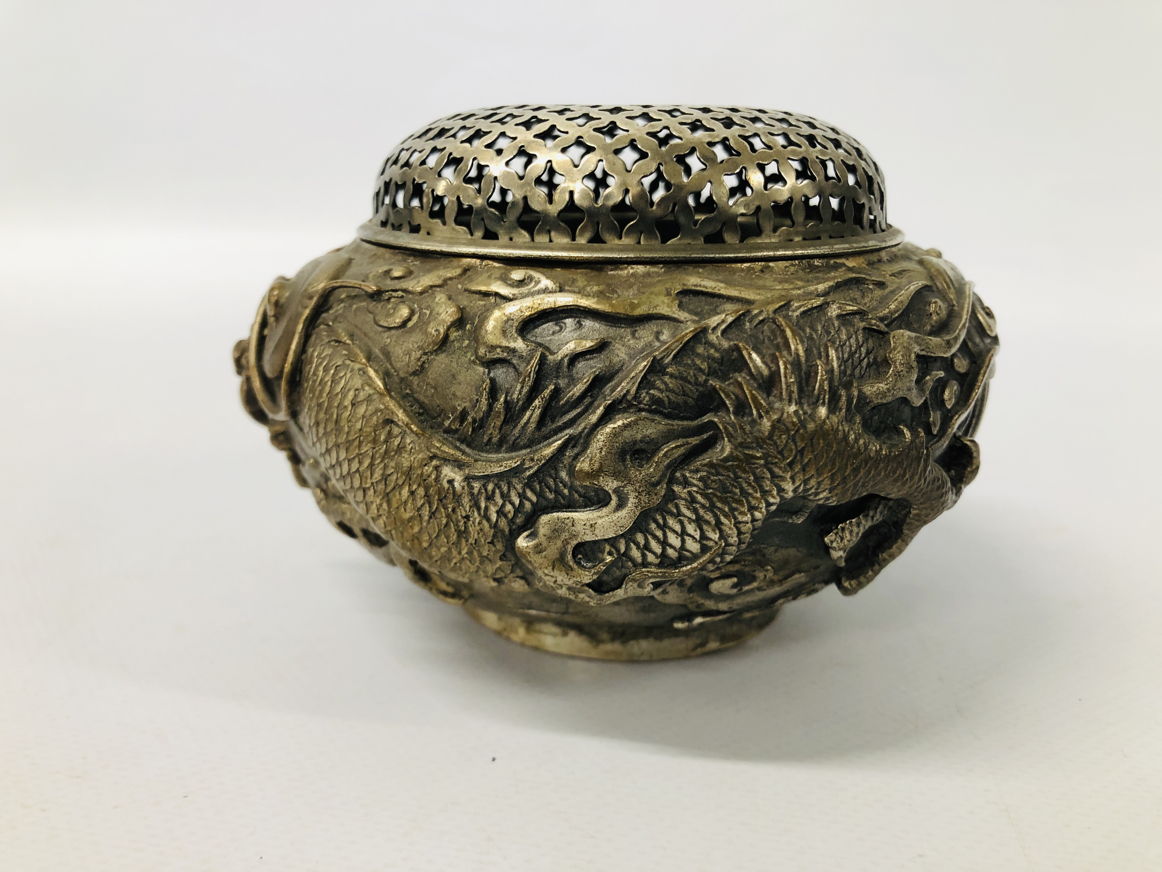 JAPANESE SOFT METAL KORO AND PIERCED COVER CAST IN HIGH RELIEF WITH A DRAGON AMIDST CLOUDS, - Image 3 of 8