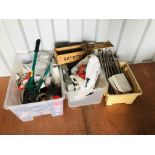 2 BOXES OF ASSORTED PLUMBING FITTINGS TO INCLUDE RADIATOR THERMOSTATS, PIPES,